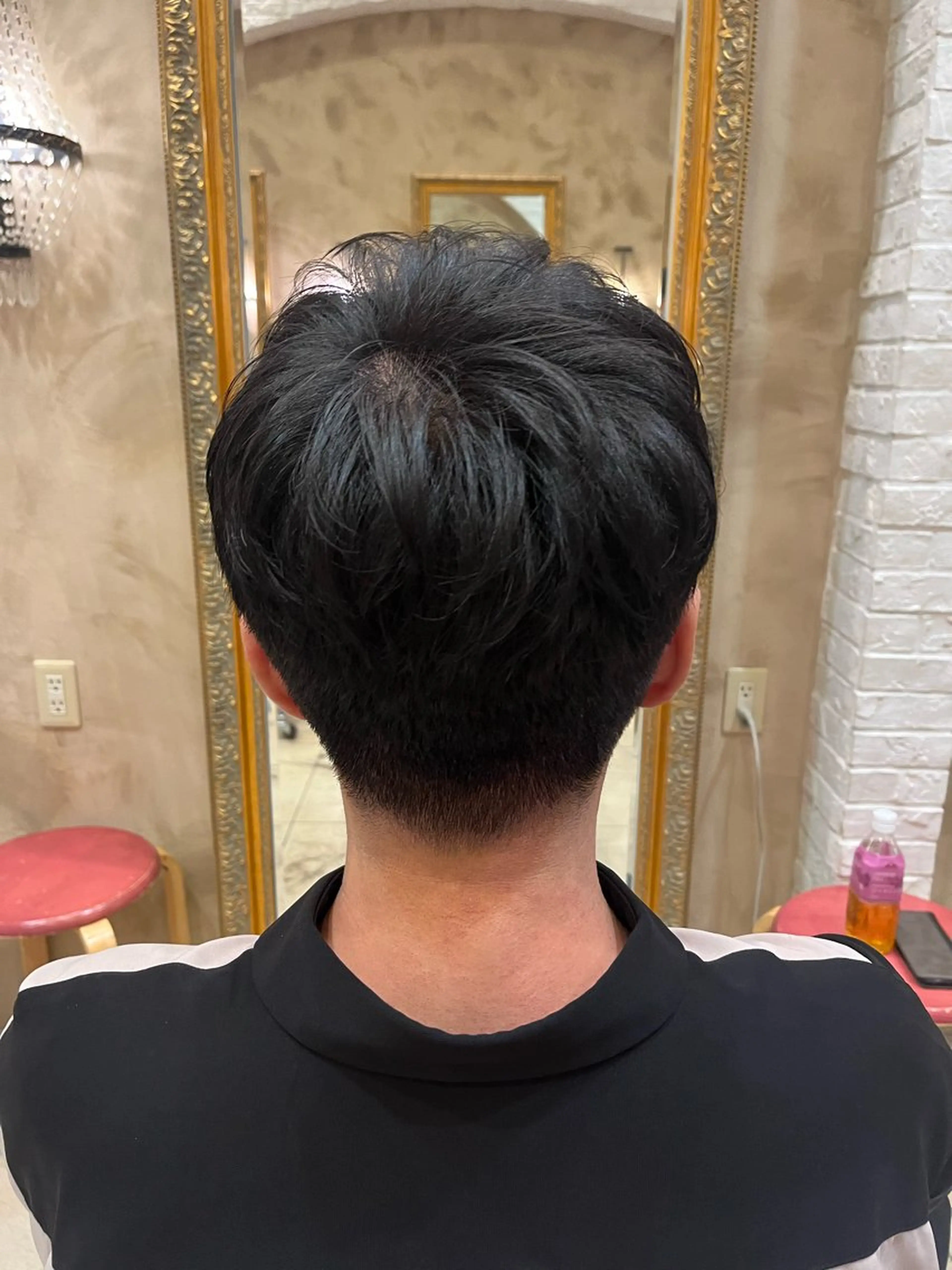 メンズ 亀井 美里のヘアスタイル