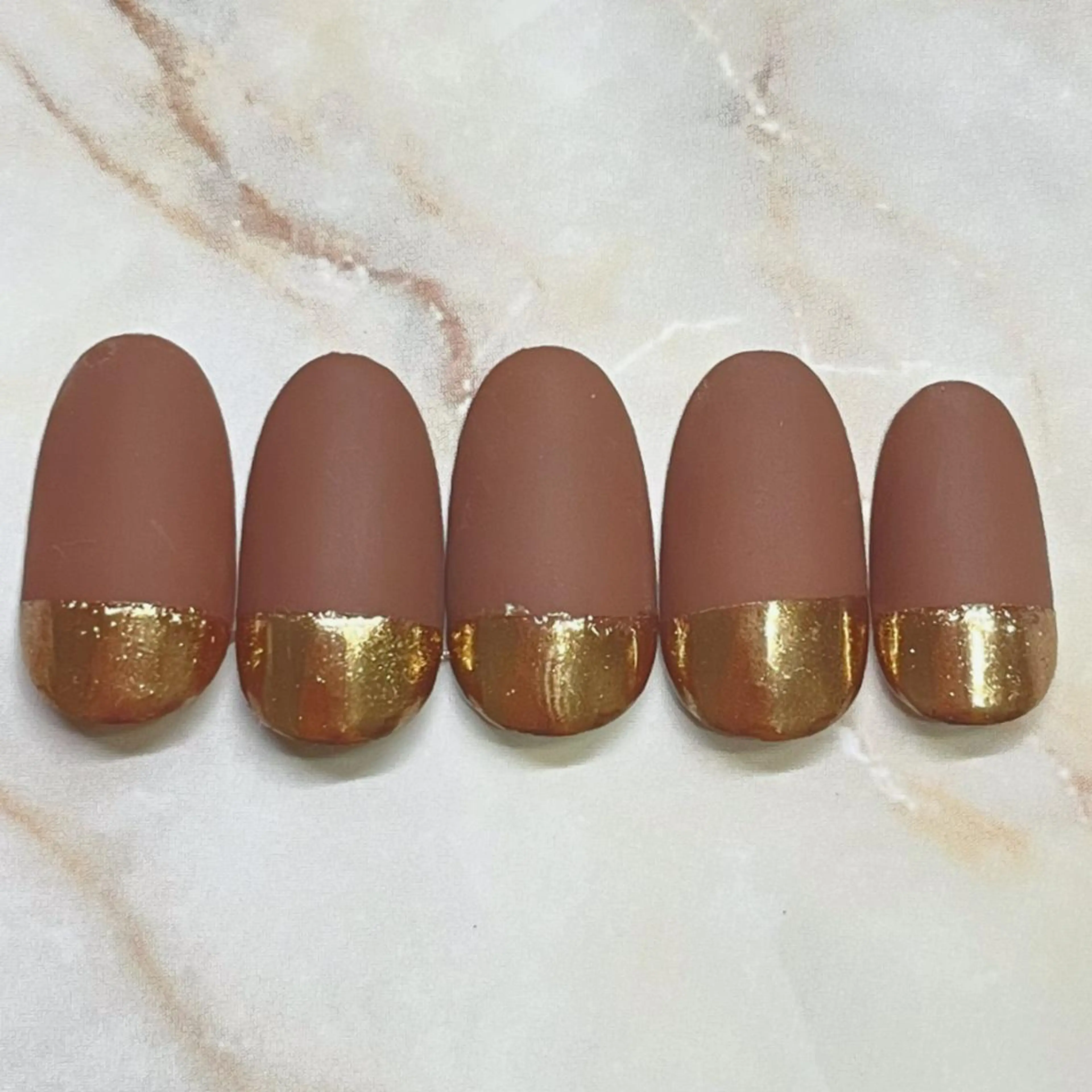 ミディアム Lety total beautyのネイルデザイン