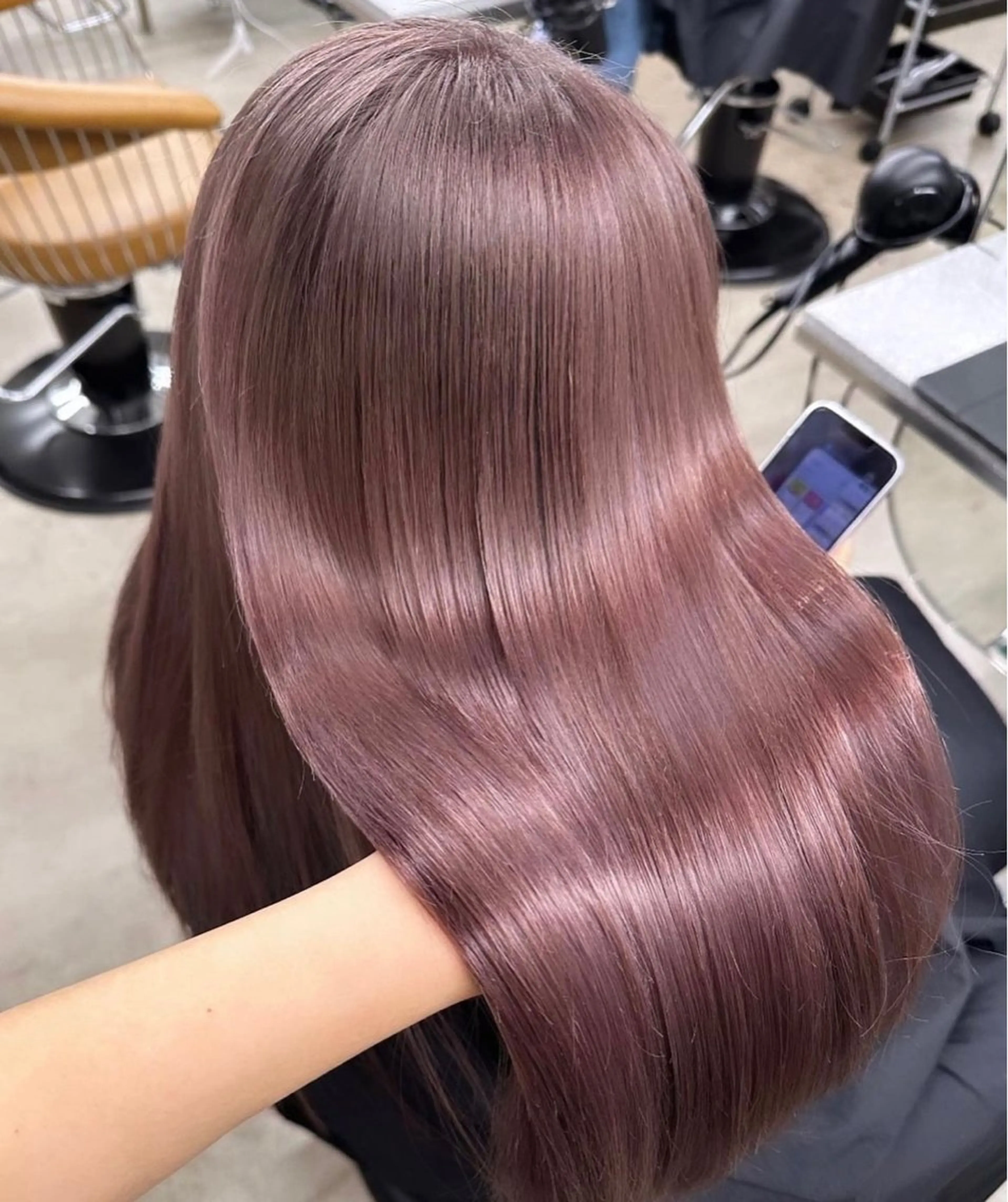 ロング カラー ブリーチ ケアブリーチ ハイトーンカラー ピンクカラー ヘアカラー 植村 海咲のヘアスタイル