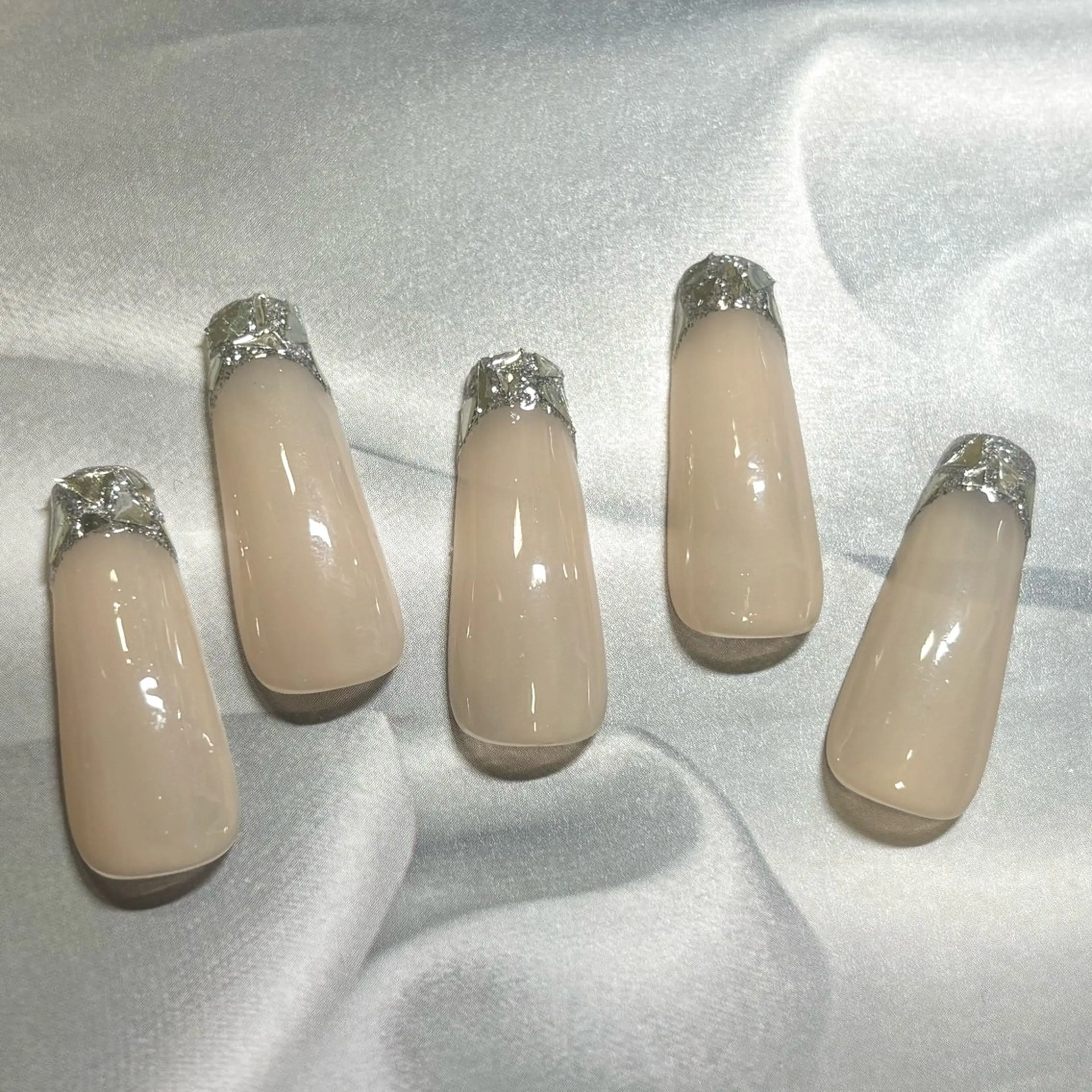 【オフなし】ハンドガラスフレンチ/ミラーフレンチ🦢🌙の写真