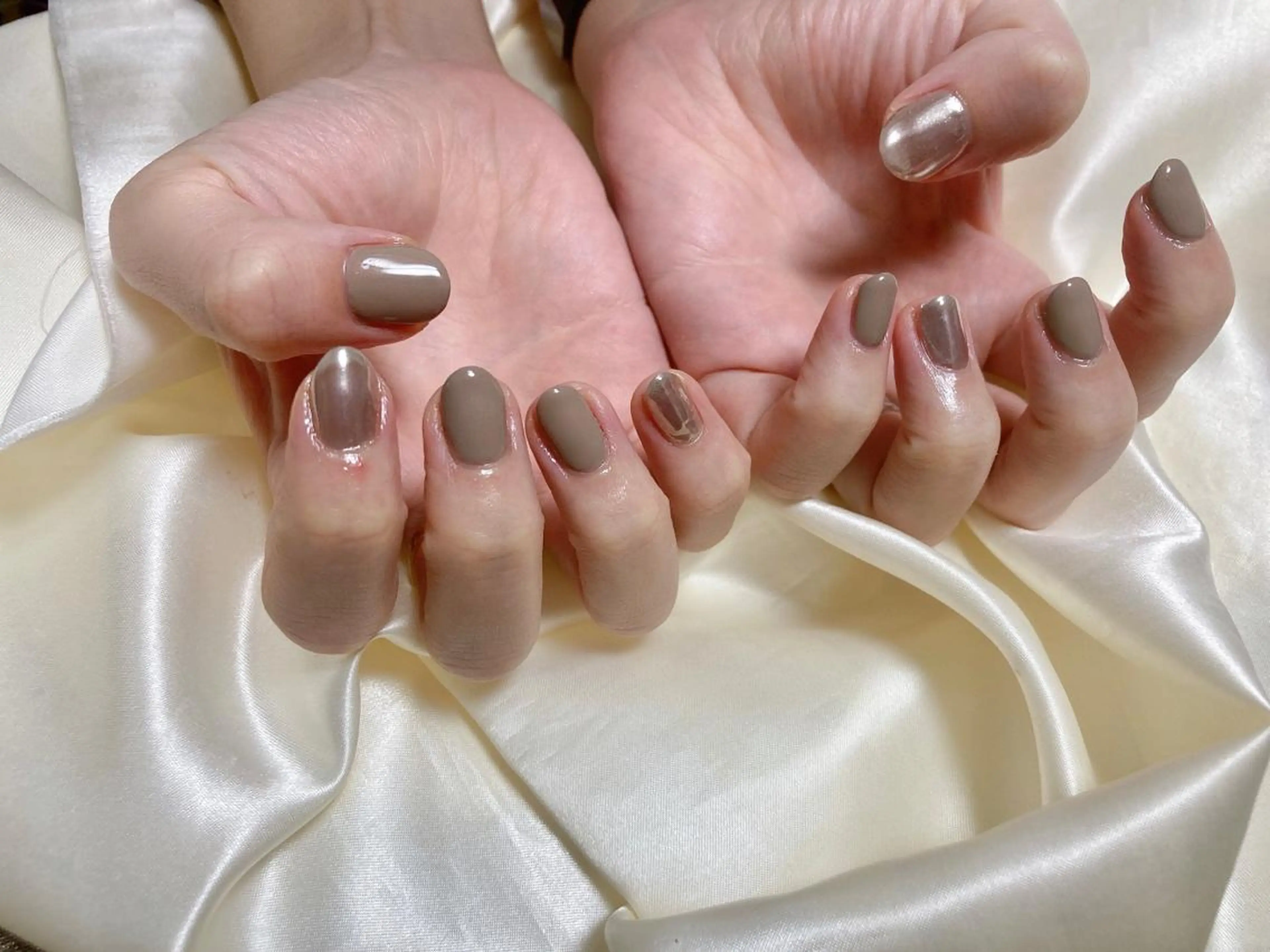 ネイル ミラーネイル ワンカラーネイル kikinail 溝の口のネイルデザイン