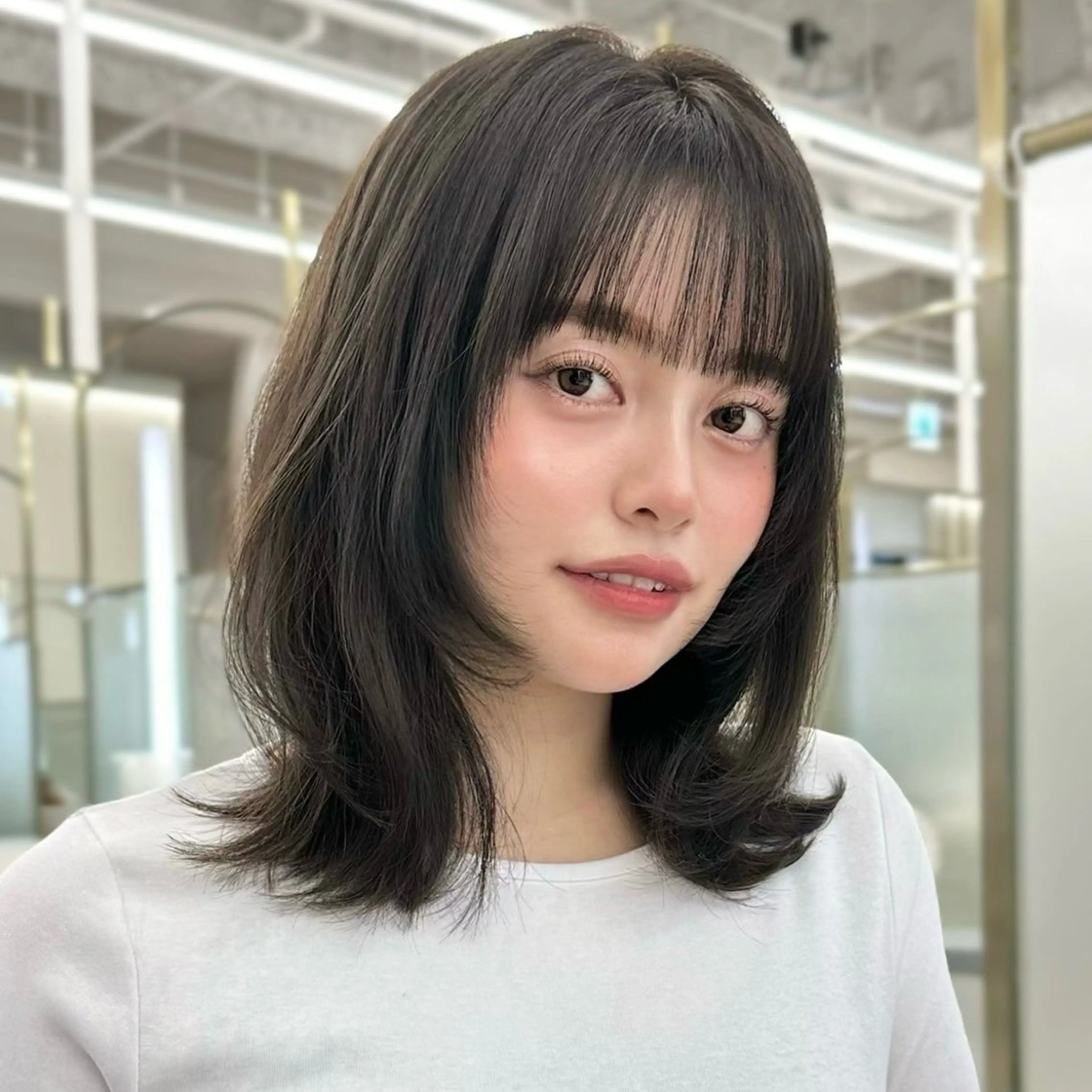 ミディアム カラー トリートメント 前髪/似合わせカット COA こも.のヘアスタイル