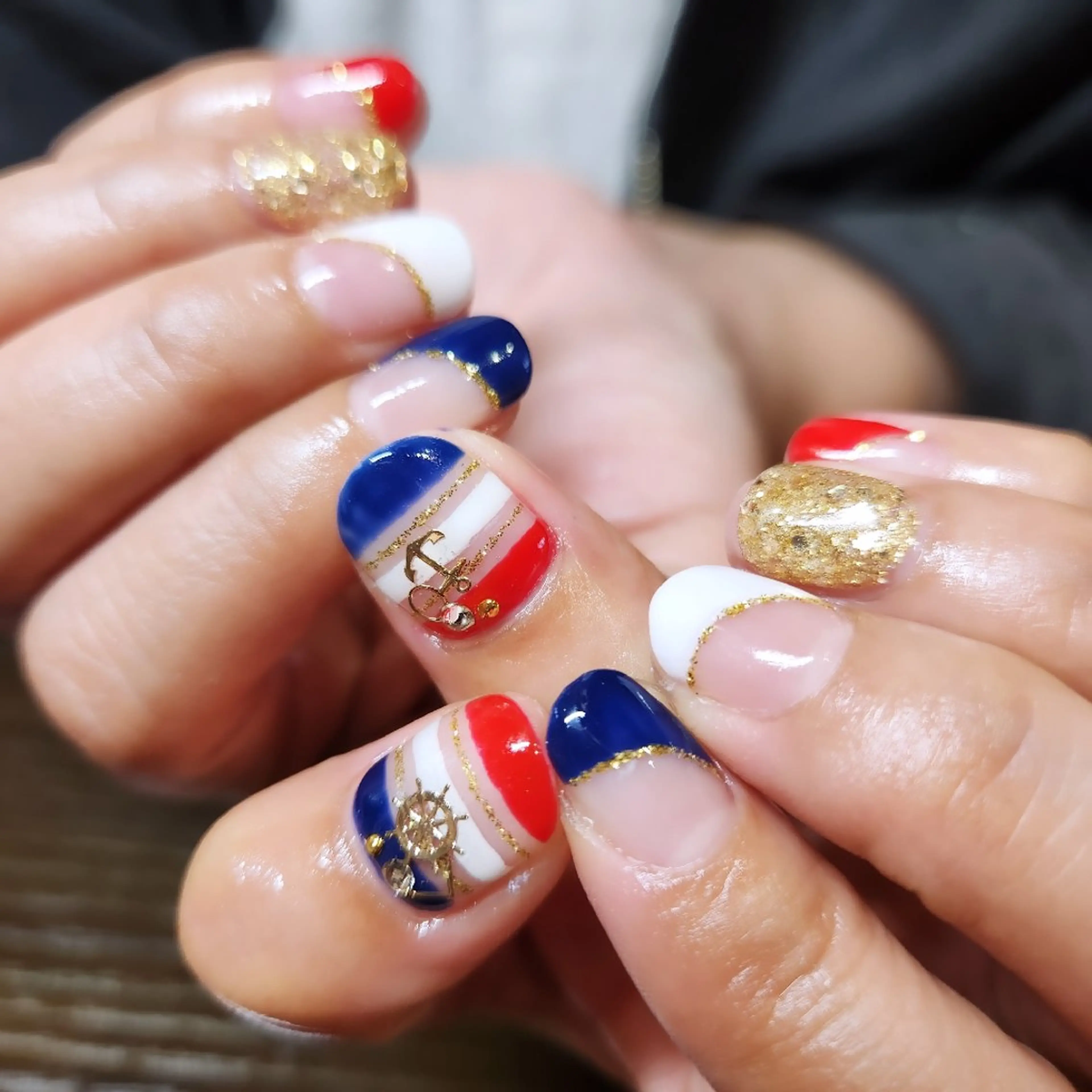 ネイル クレハワコー美容室所属・クレハワコー 美容室のネイルデザイン