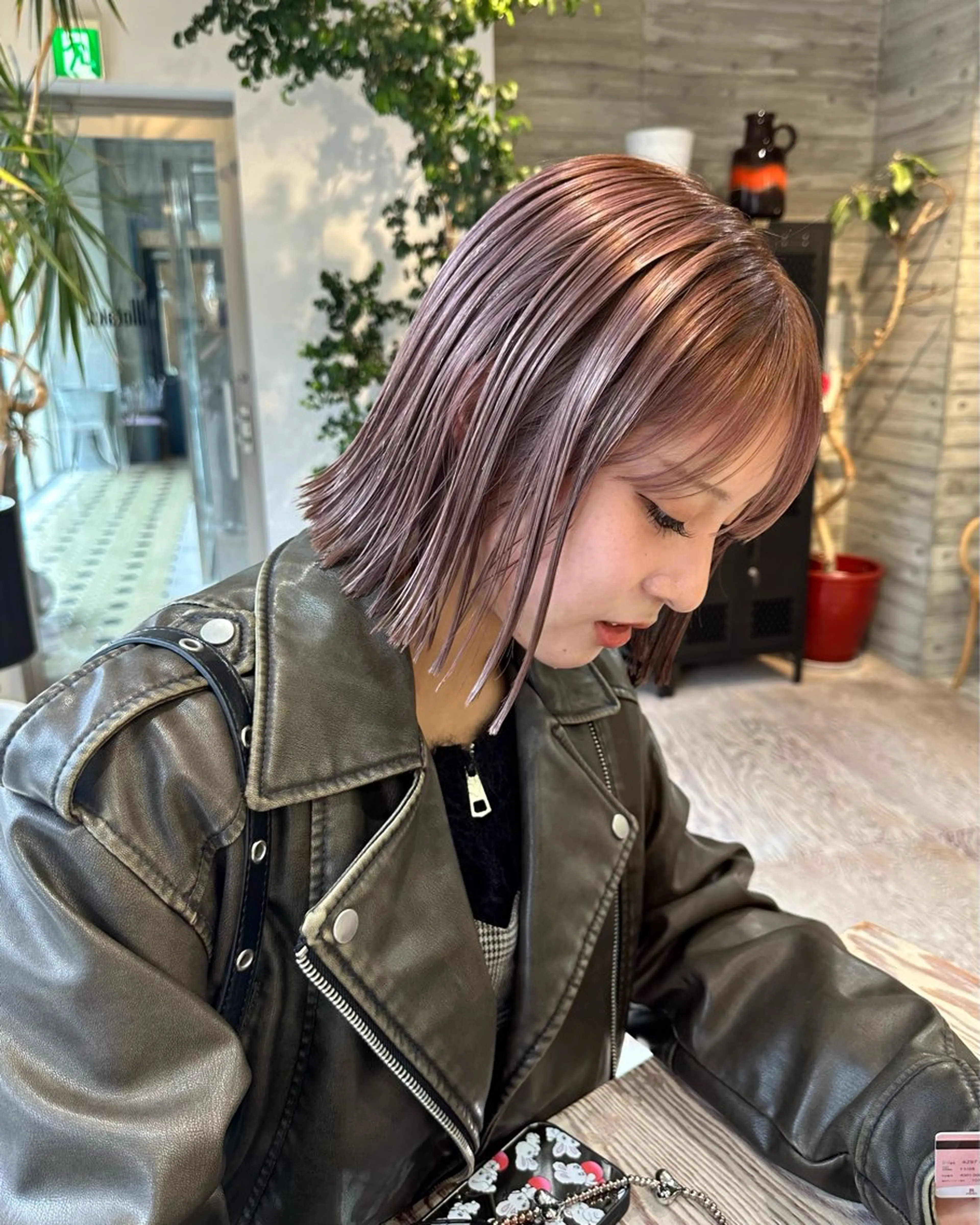 ショート カラー ササキカズマ〻透明感 〻色落ち〻赤み消しのヘアスタイル