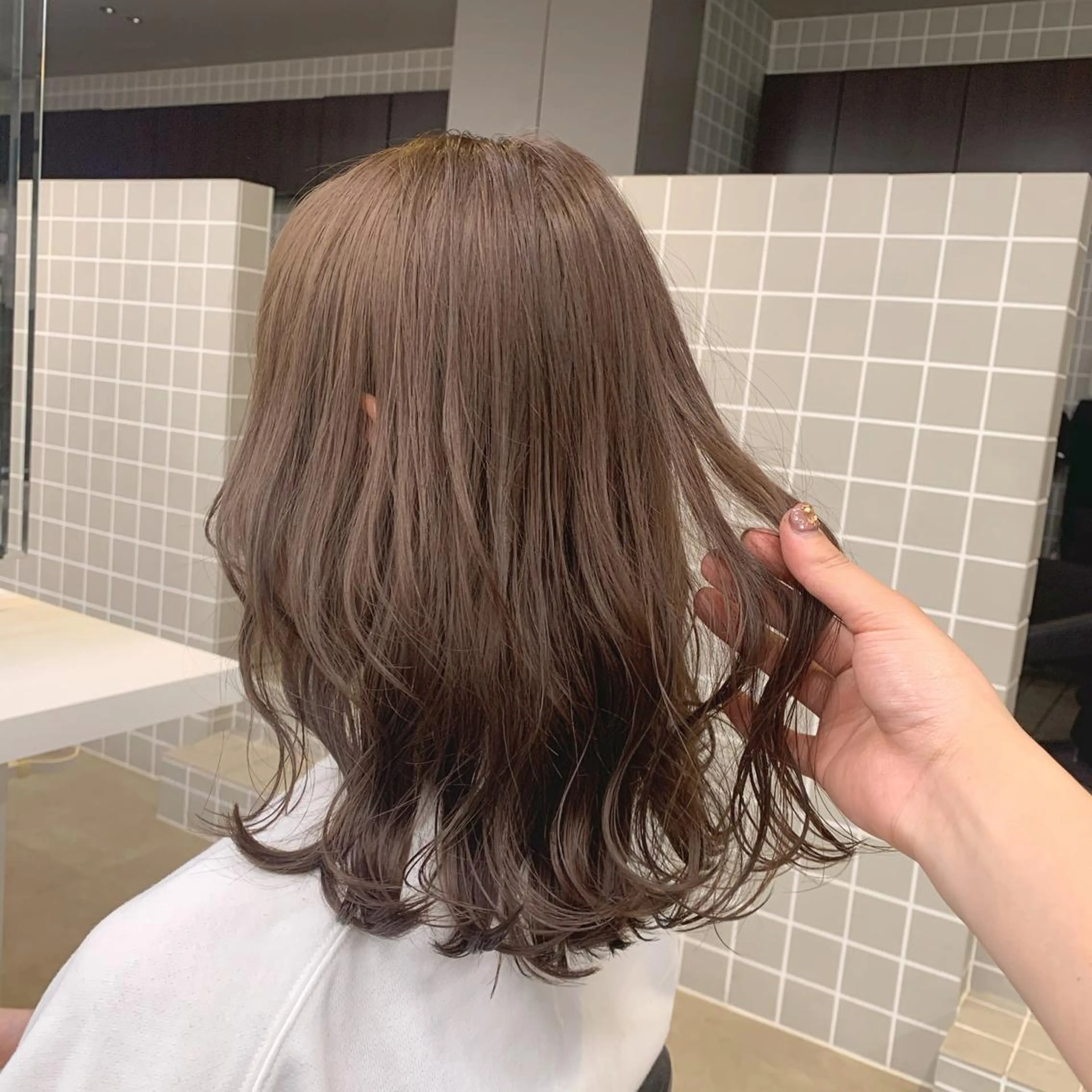 ミディアム カラー ヘアアレンジ ブリーチ ブリーチなしカラー 美髪矯正/透明感カラ ー🫧YUUKI🫧のヘアスタイル