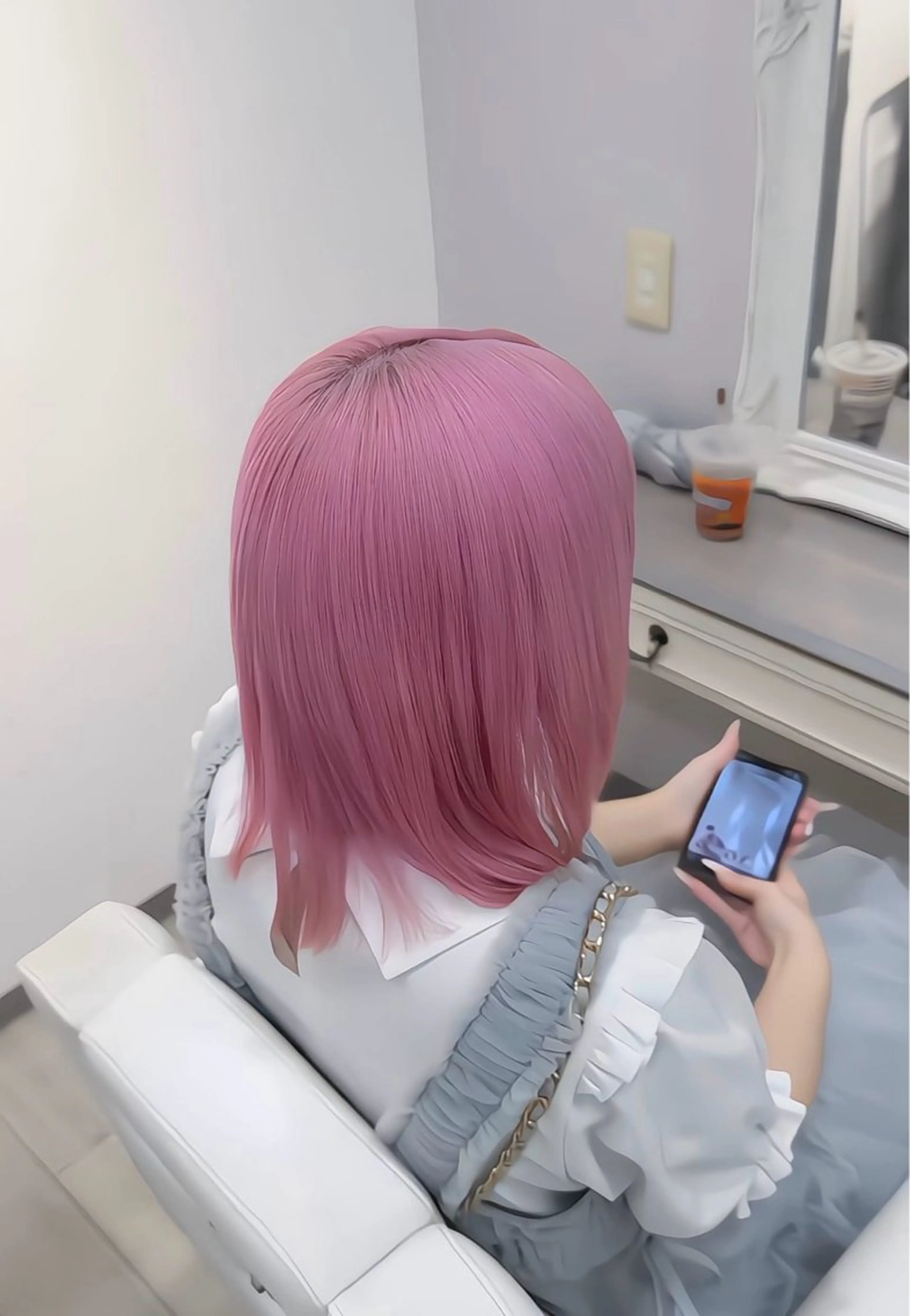 カラー NANA #艶カラーのヘアスタイル