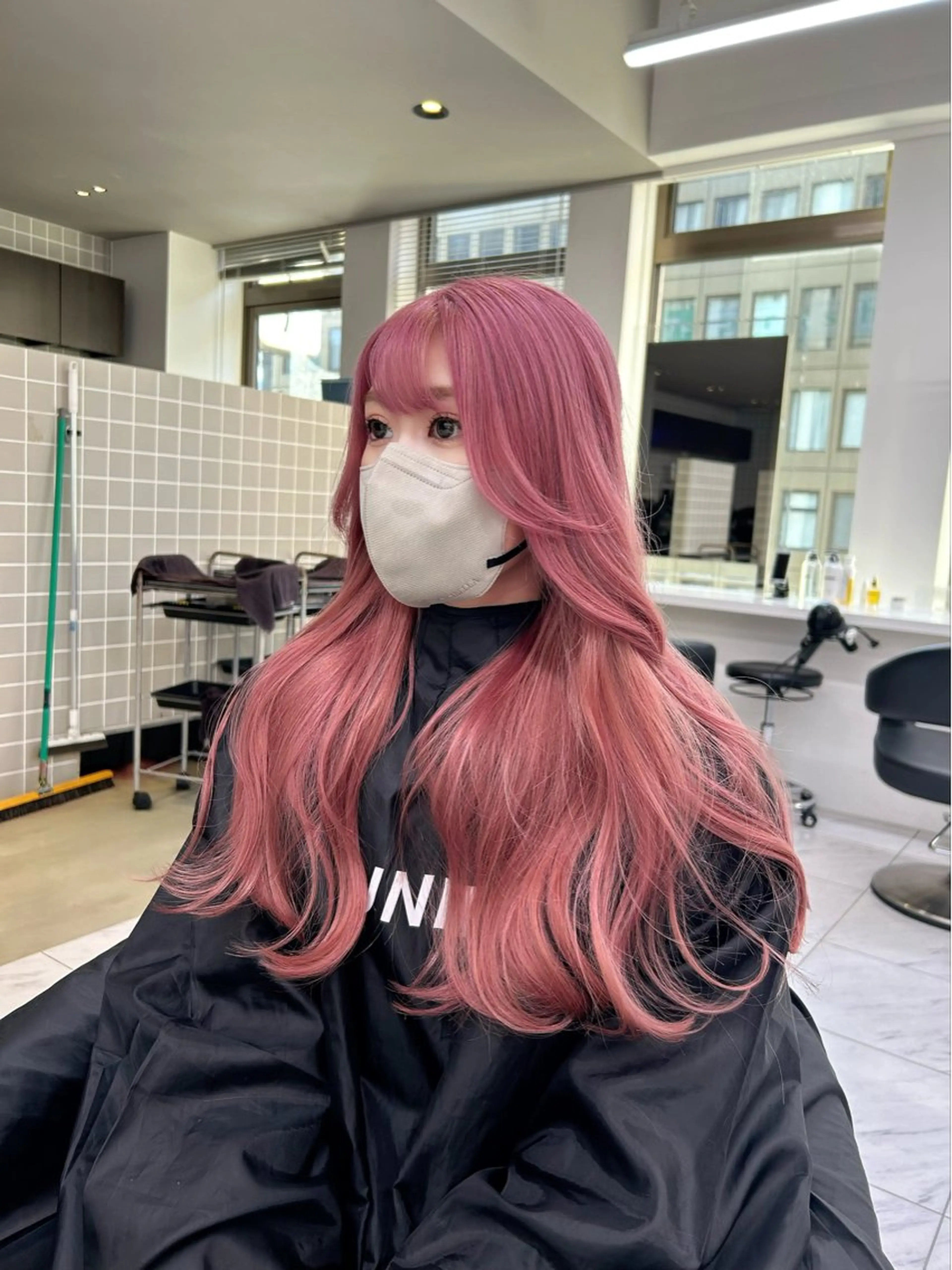 ロング カラー ヘアカラー ヘアセット 韓国/トレンド レイヤー【101】のヘアスタイル