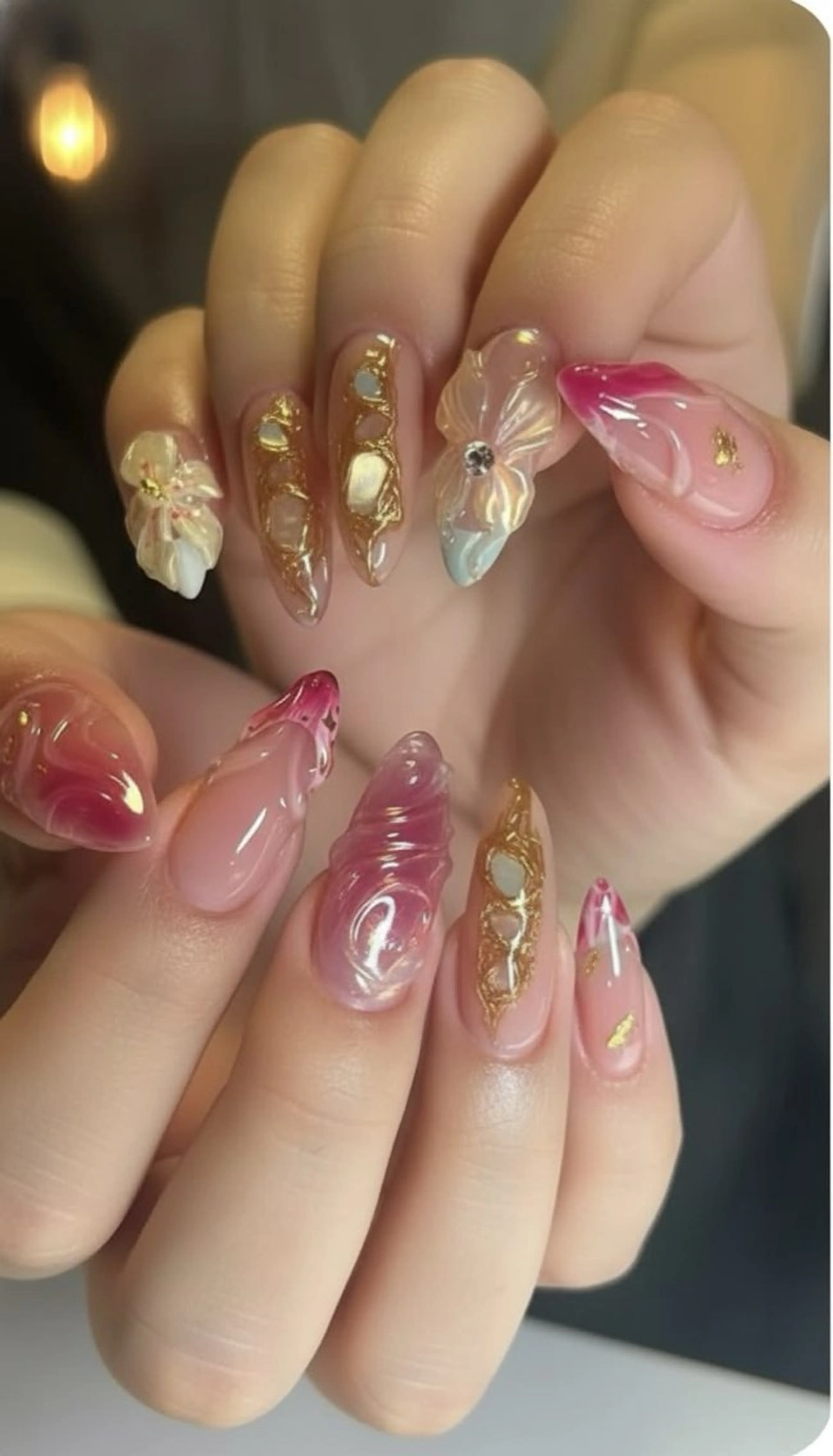 ネイル 韓国ネイル マグネットネイル ニュアンスネイル 春ネイル ワンホンネイル n2 nail daikokuchoのネイルデザイン
