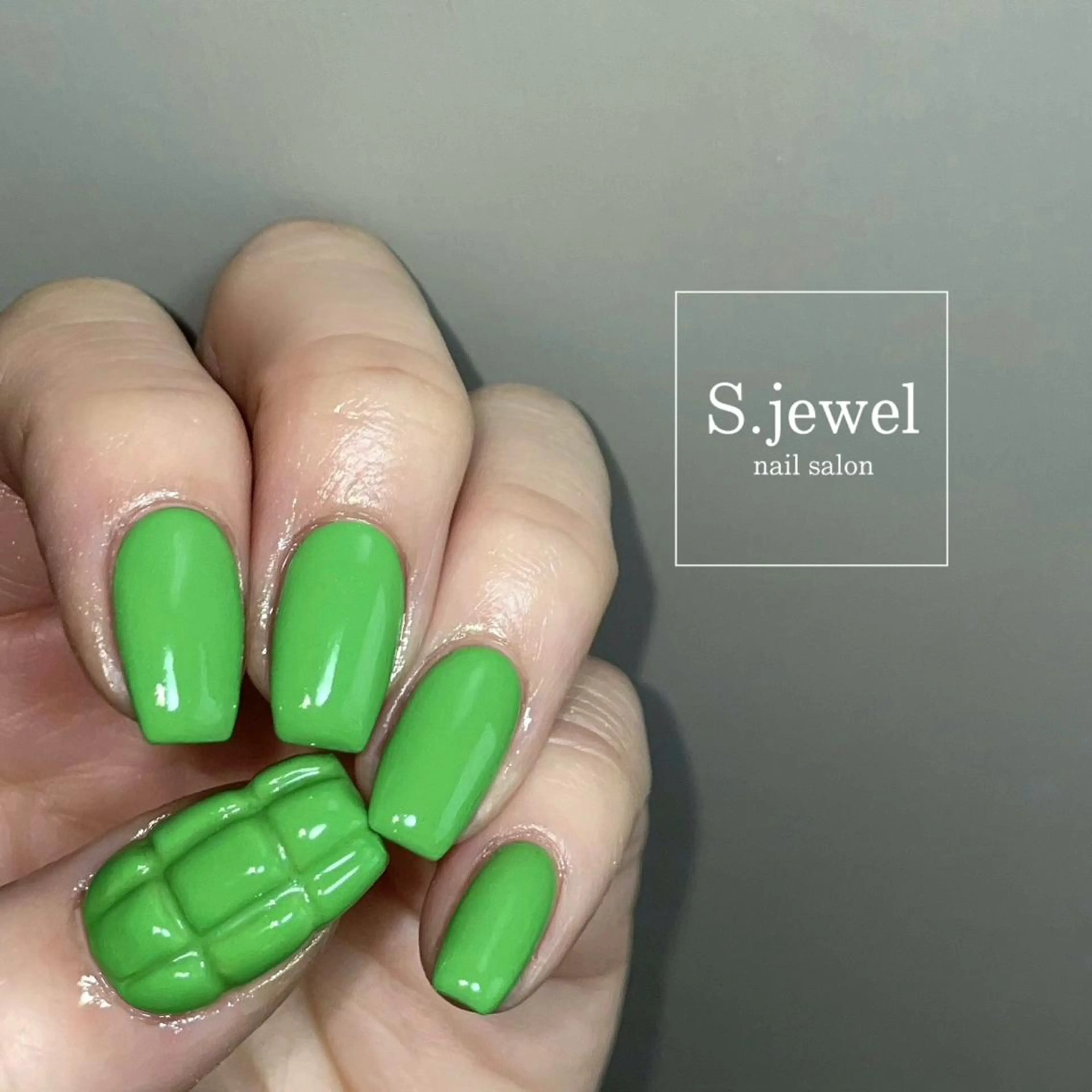 ネイル S. JEWELのネイルデザイン