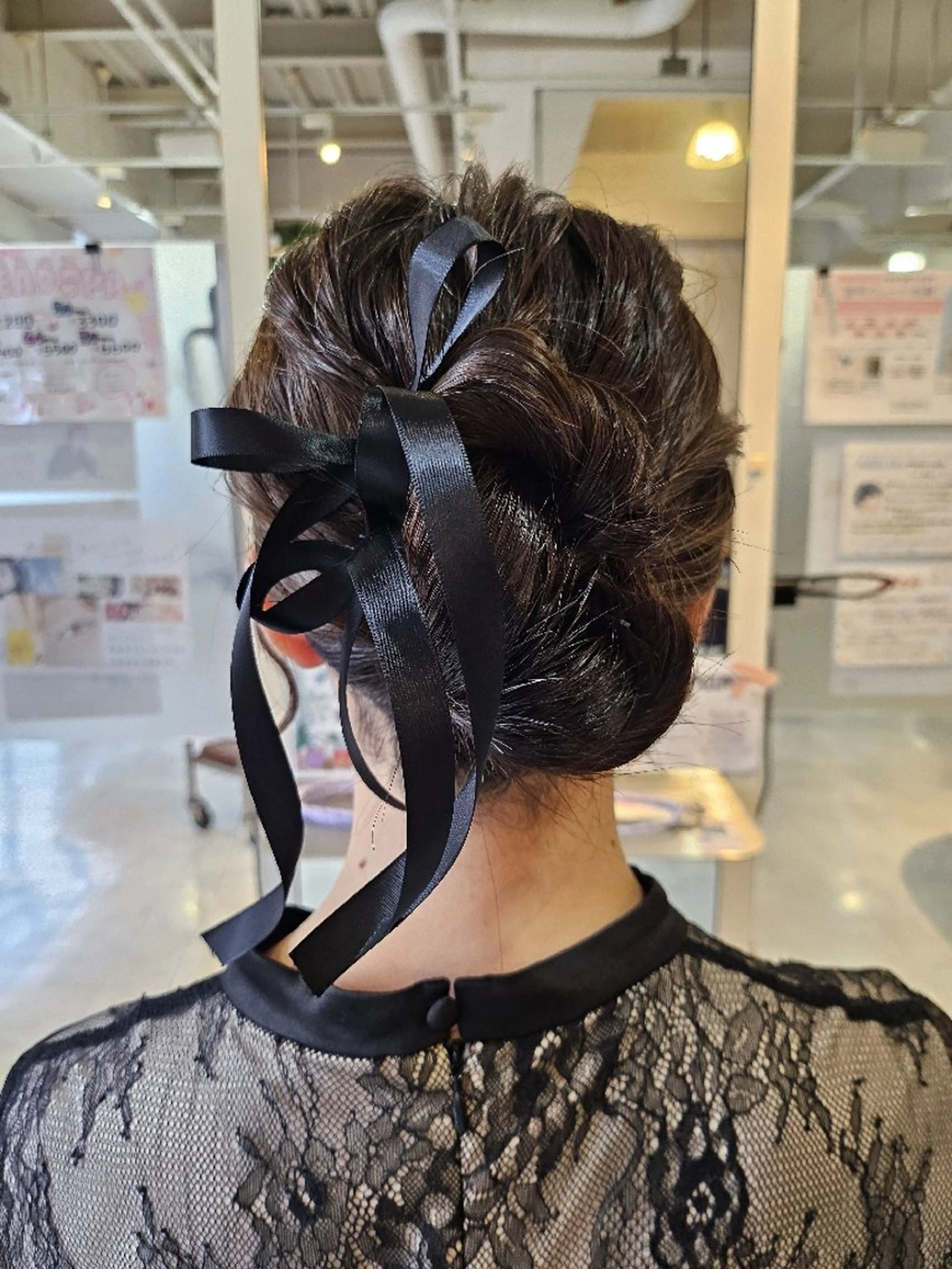 ミディアム お団子ヘア ボブ ヘアセット 岡田 奈々のヘアスタイル