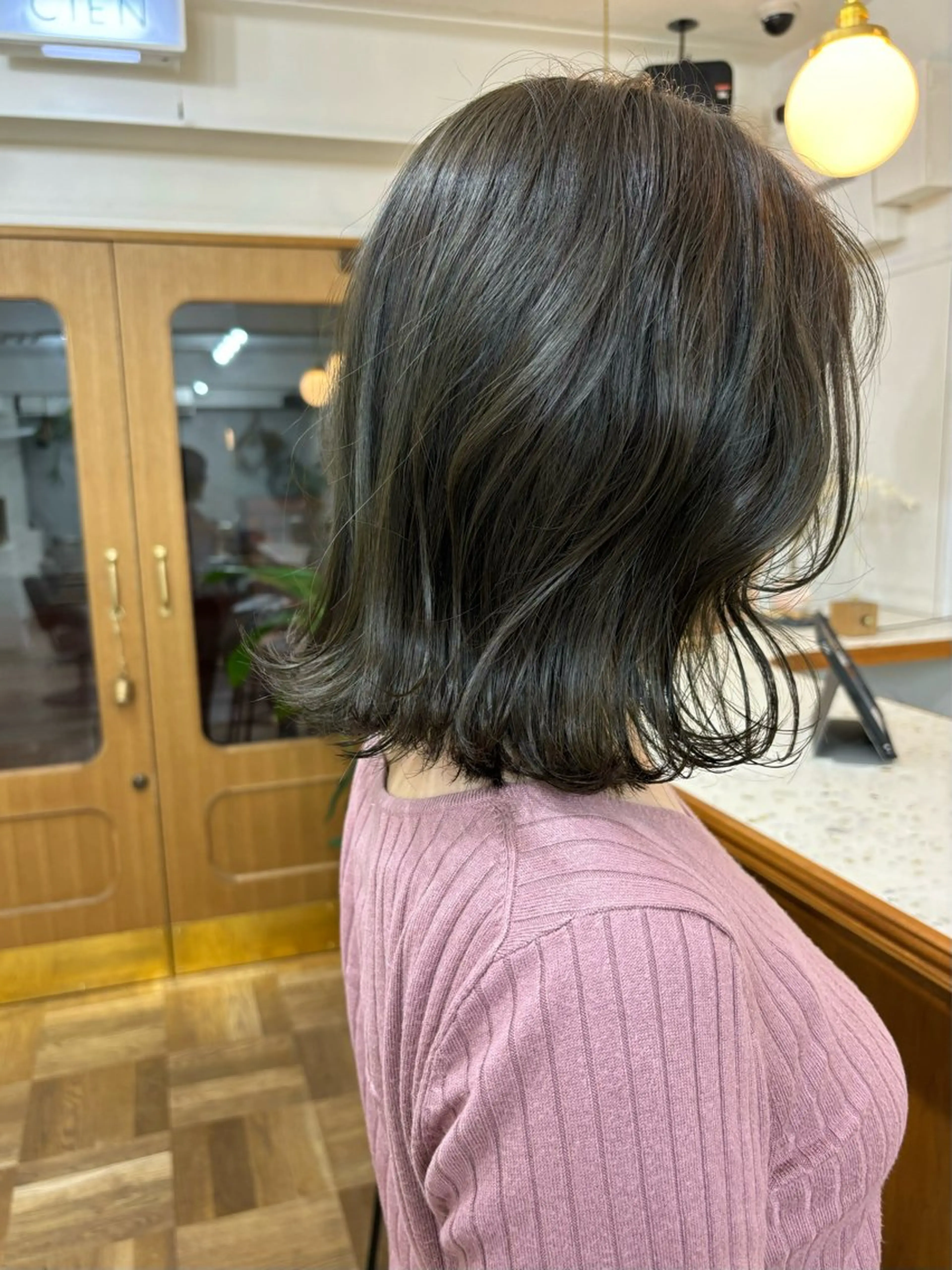 ミディアム カラー パーマ ミディアムパーマ ベージュカラー ブリーチ 透明感カラー ブリーチなしカラー ayano🫧 《CIEN》のヘアスタイル