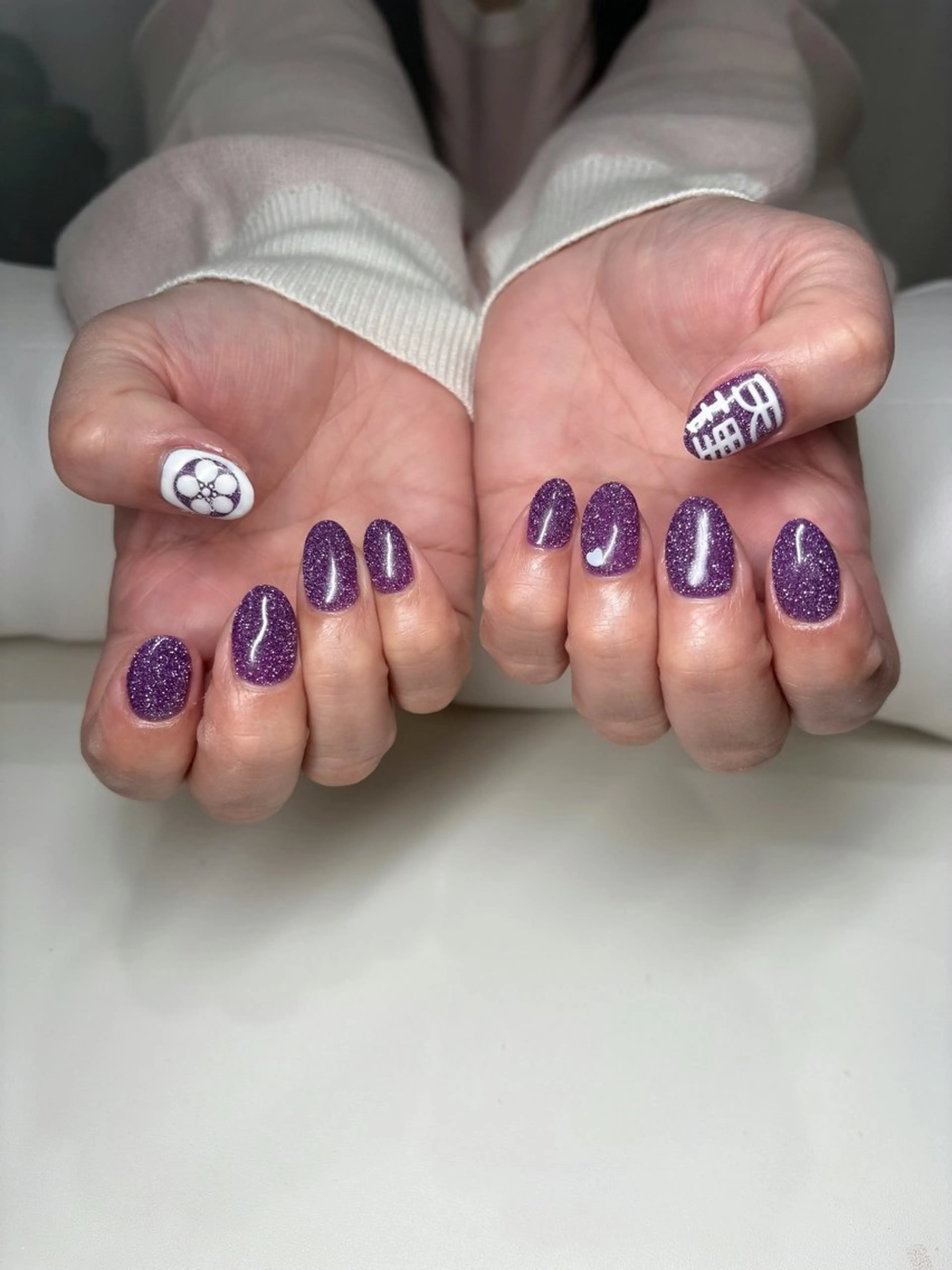 ネイル アートネイル フラッシュネイル ハンドネイル ネイルサロン /しあわせたいむ🌱のネイルデザイン