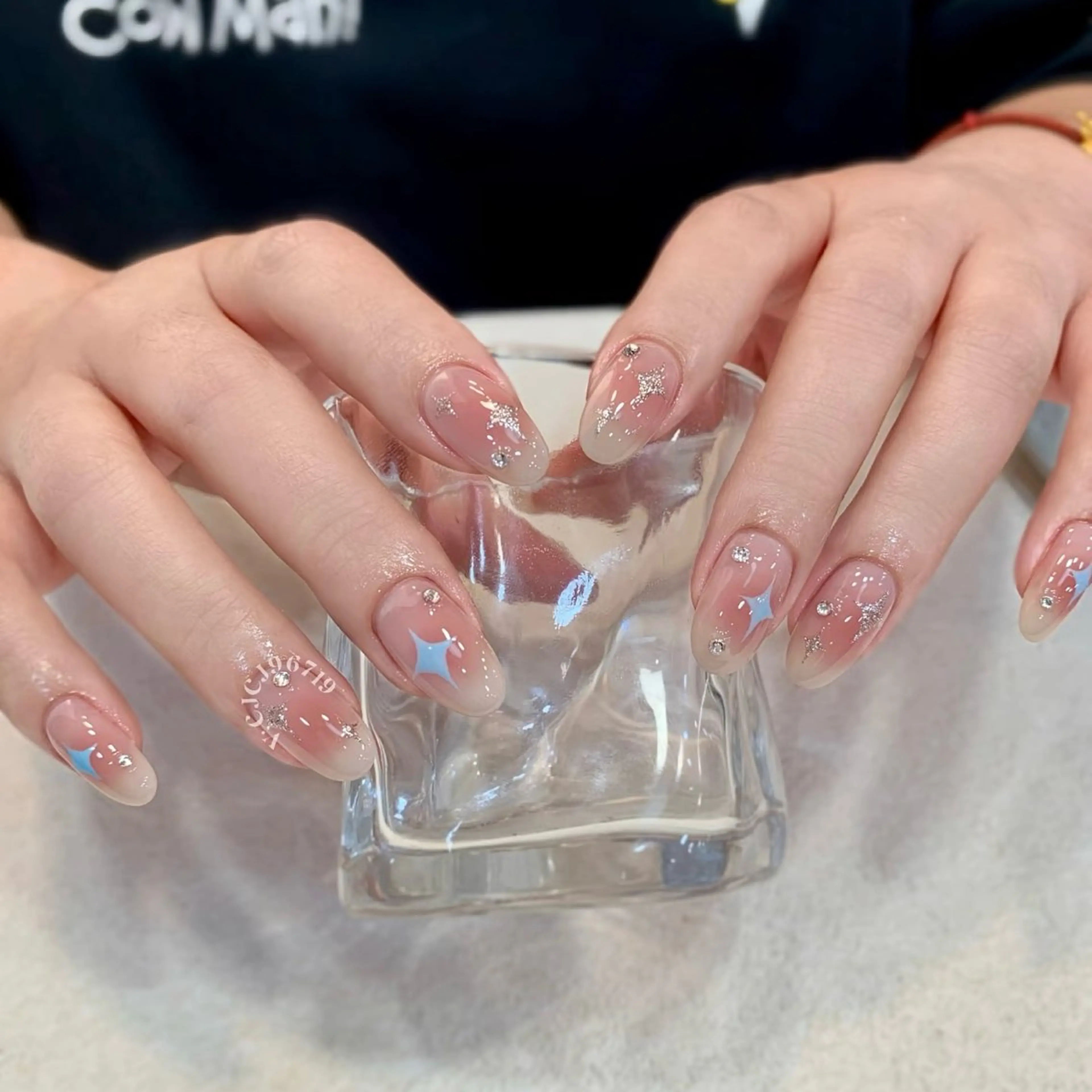 ネイル ハンドネイル Iris  Nail所属・akige akigeのネイルデザイン