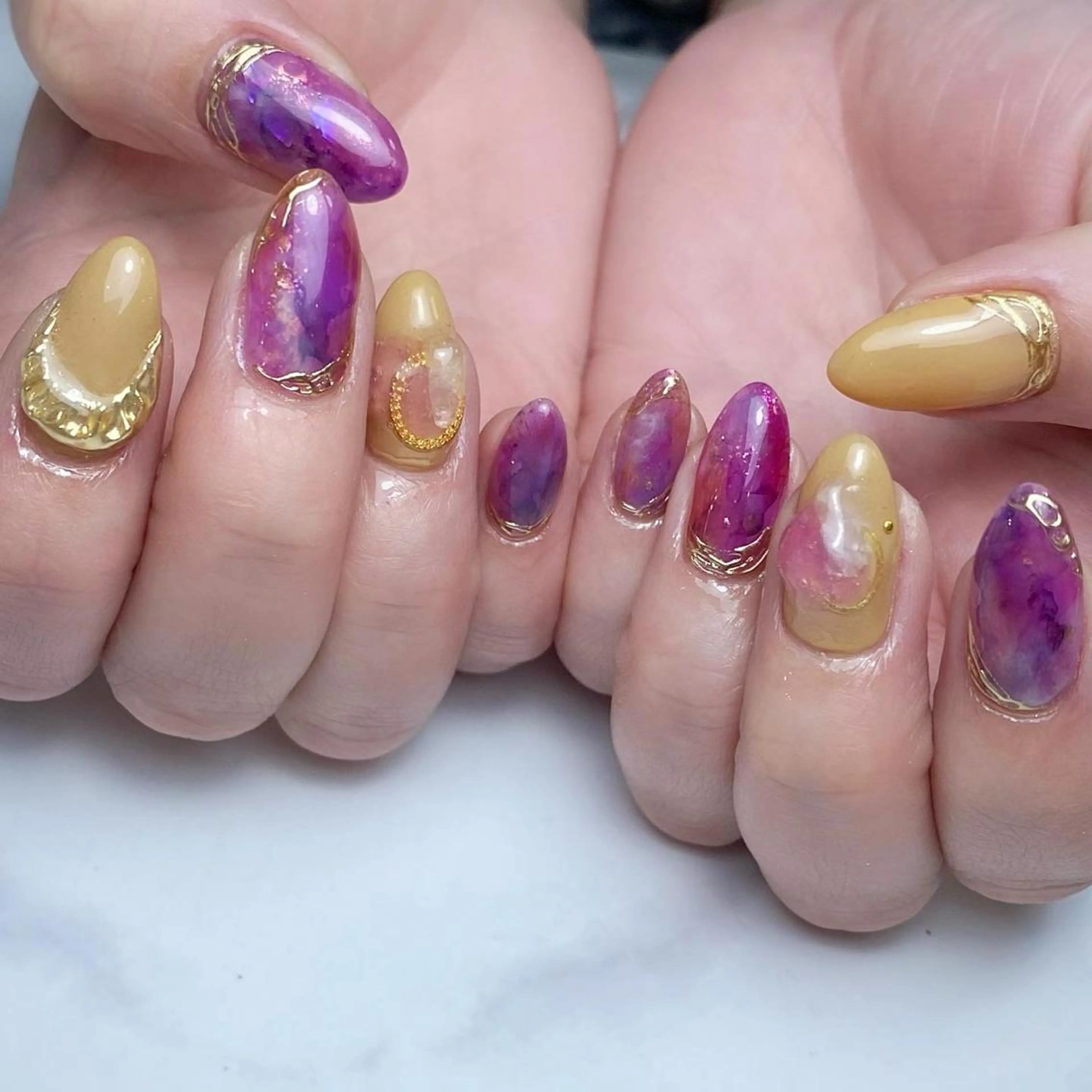 ネイル ニュアンスネイル パープル ハンドネイル Nail ameria megu所属・ameria meguのネイルデザイン
