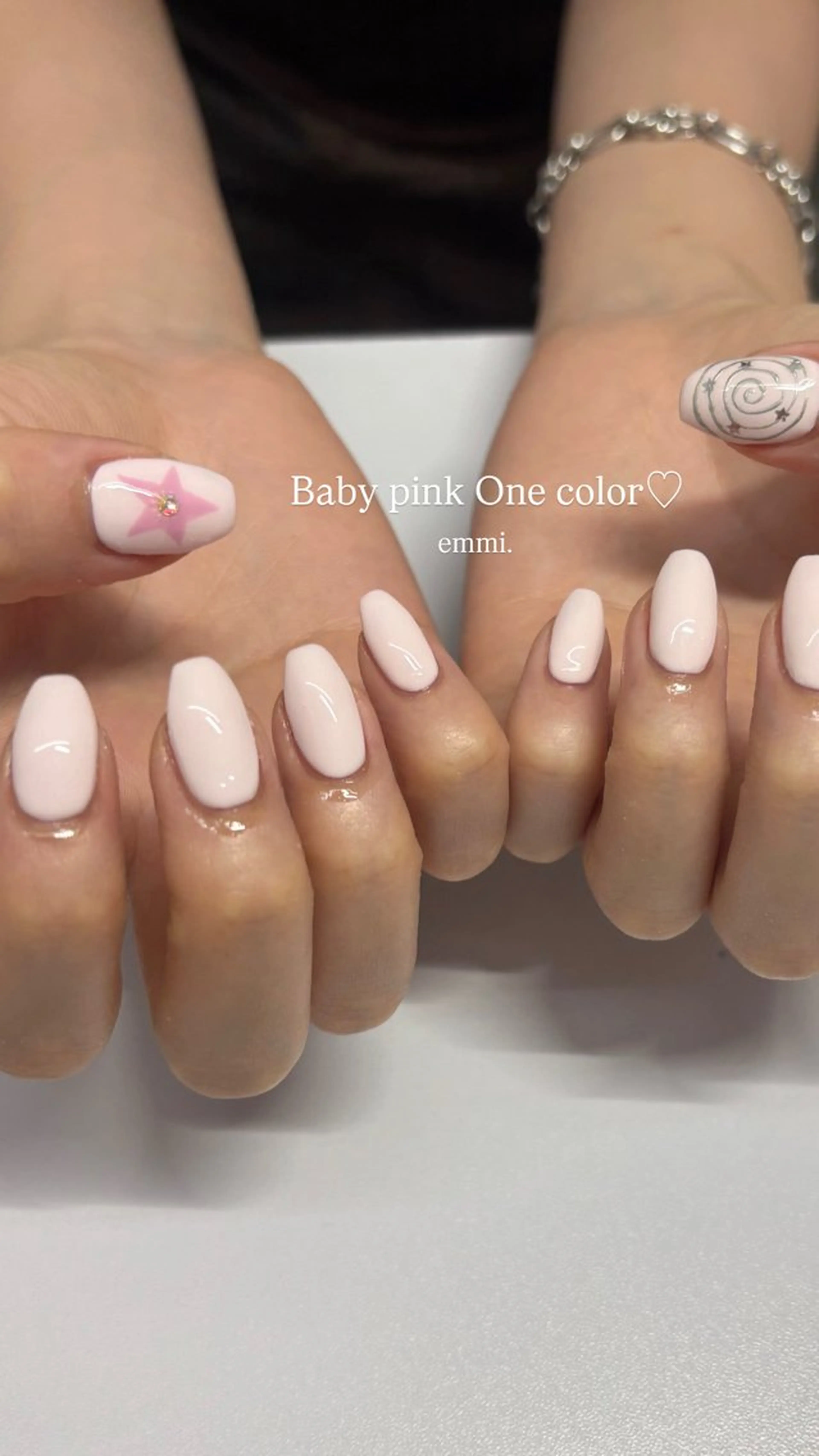 ネイル チークネイル フットネイル フレンチネイル ガーリー グラデーション ハンドネイル GO TODAY SHAiRE SALON 表参道colore店所属・emmi nailのネイルデザイン