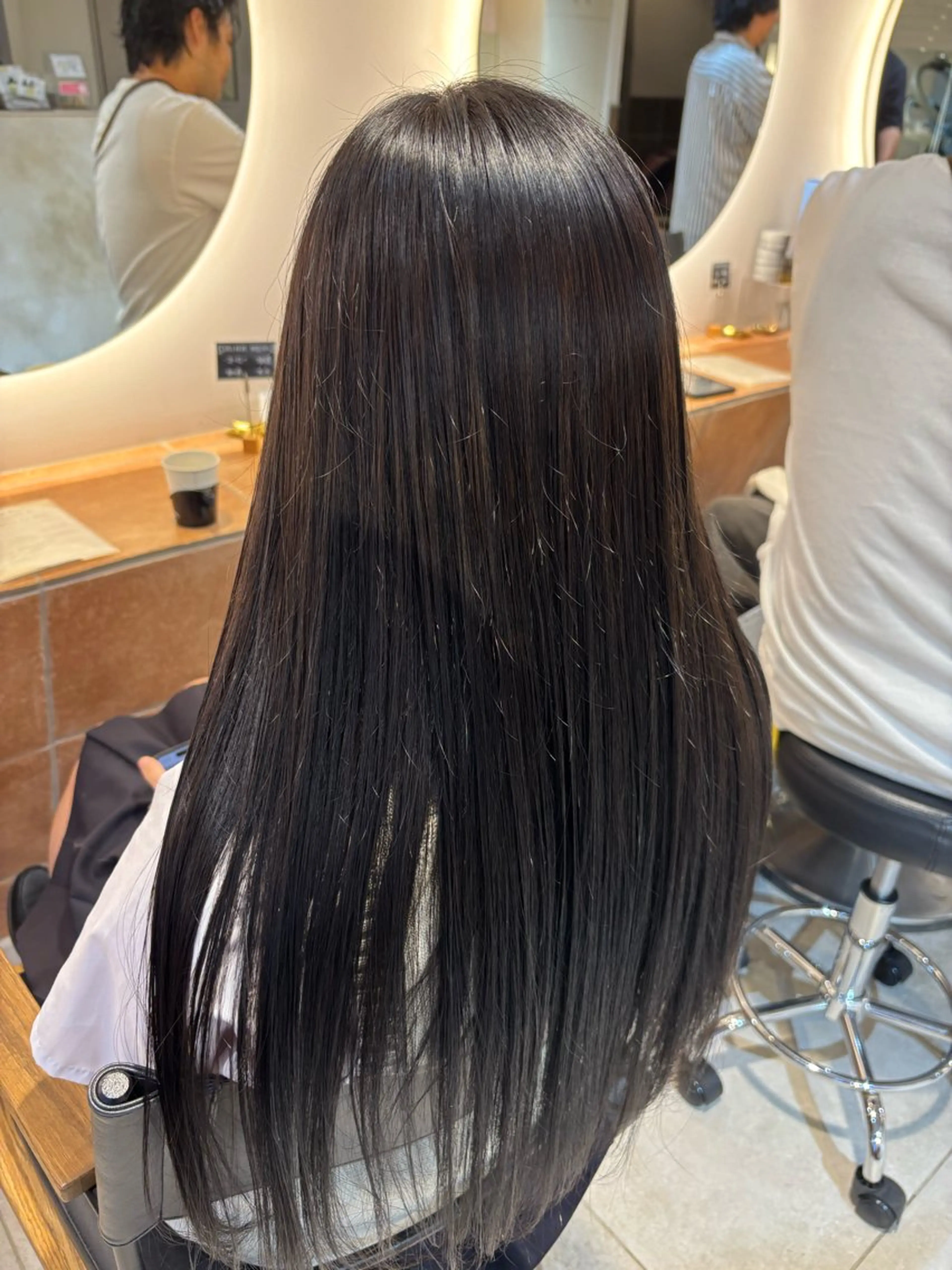 ロング カラー ベージュカラー 透明感カラー 韓国風カラー ラベンダーカラー ラベンダーピンク ヘアカラー 樋口 将輝のヘアスタイル