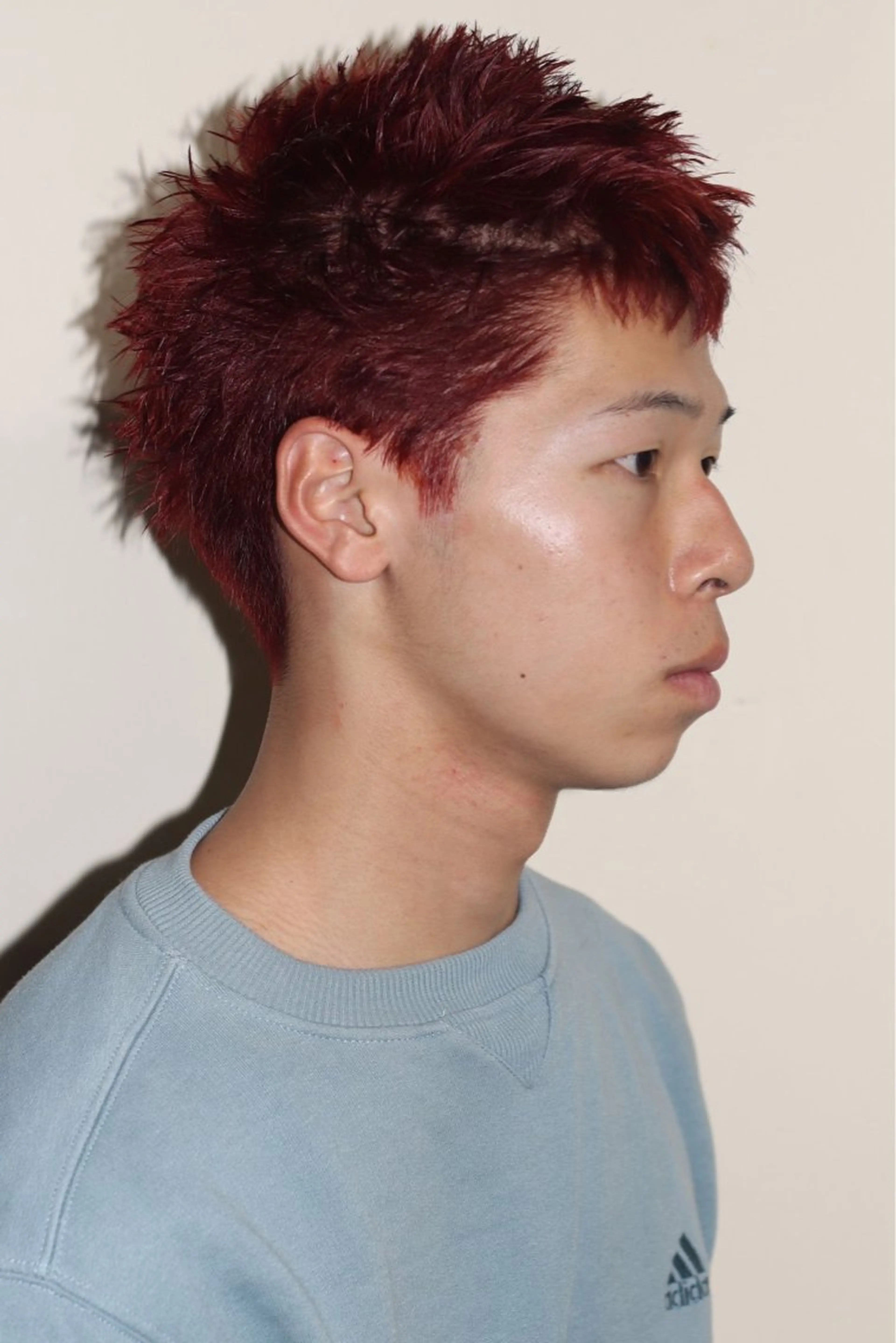 ショート カラー メンズ メンズブリーチ メンズベリーショート ベリーショート ブリーチ 透明感カラー 浅岡 昭汰のヘアスタイル