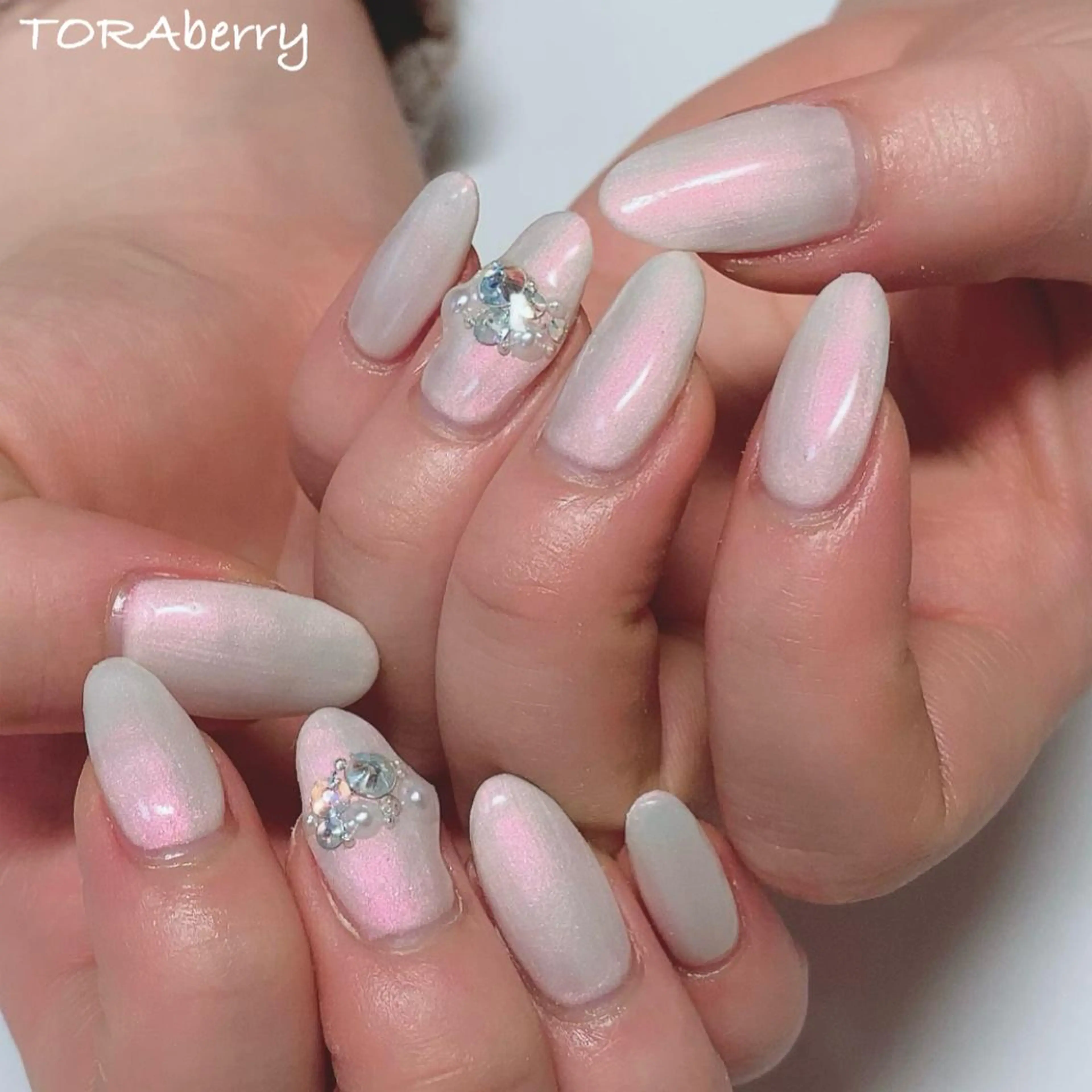 ネイル ハンドネイル ネイリスト なつみのネイルデザイン