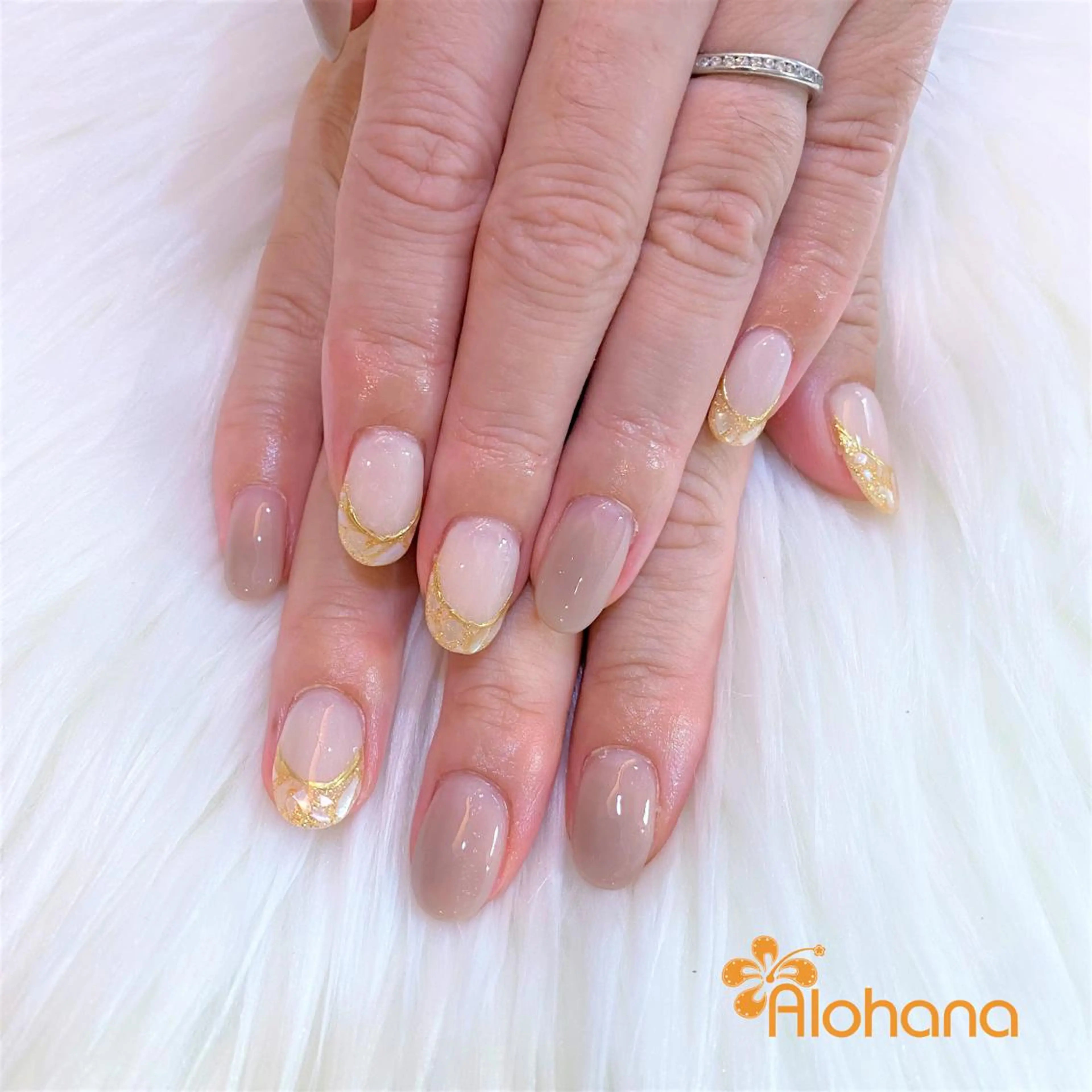 ネイル フレンチネイル ハンドネイル Alohana Minaのネイルデザイン