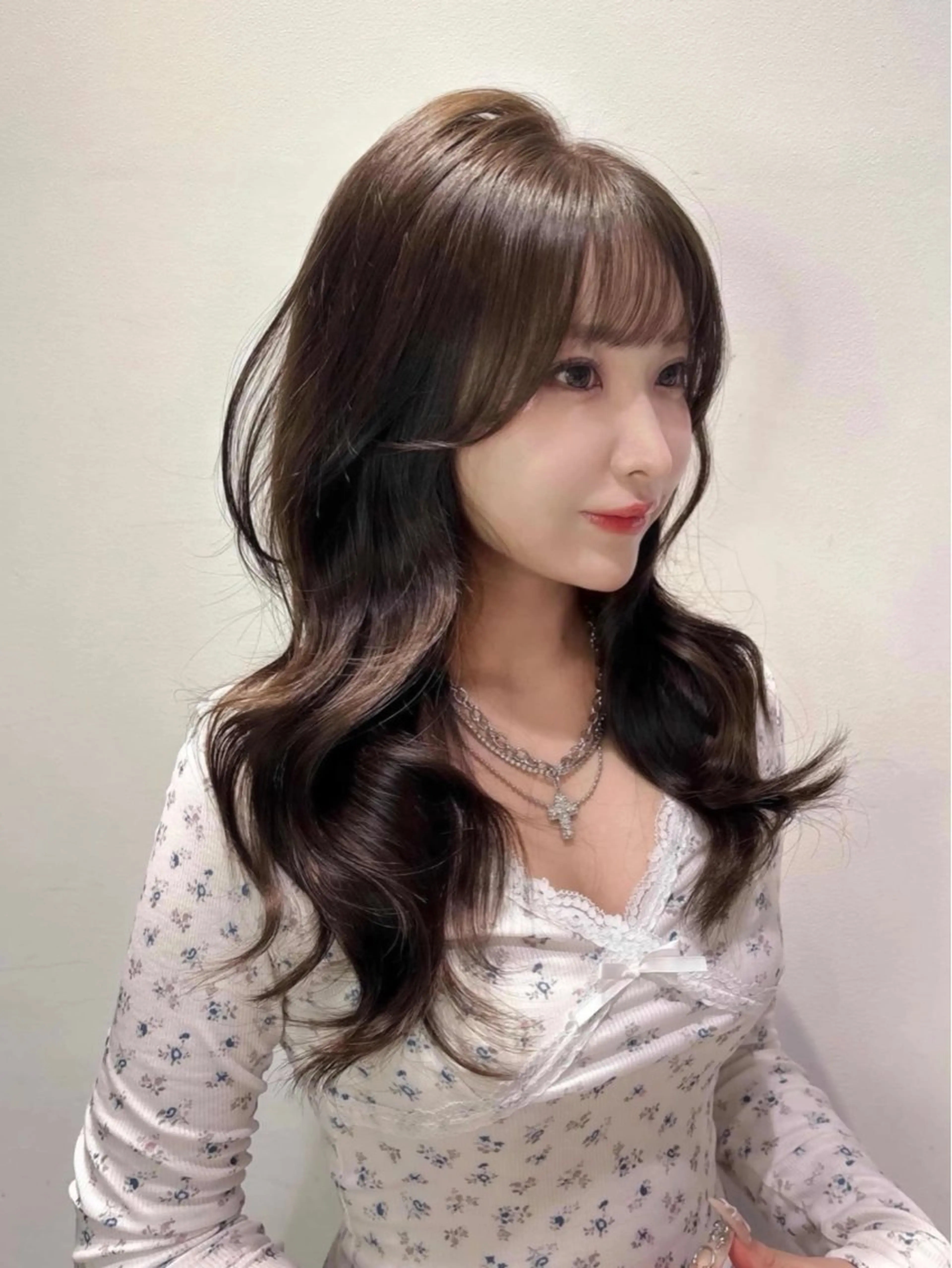 ロング カラー ブリーチ ブラウンカラー ブリーチなしカラー 韓国風ヘア レイヤーカット カット ヘアカラー トリートメント 銀座/韓国レイヤー/ 艶カラー🍓原田侑依のヘアスタイル