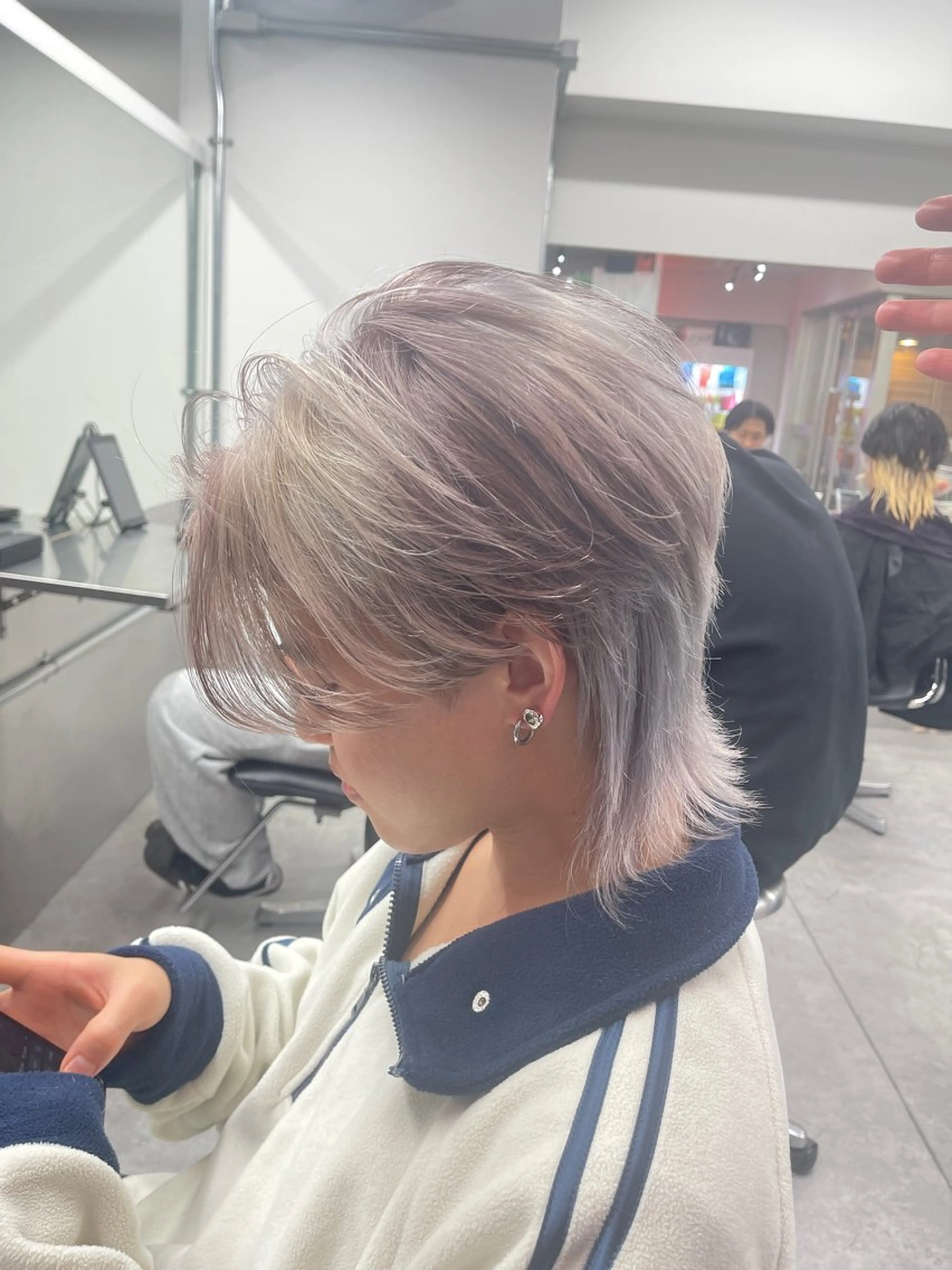 カラー メンズ メンズブリーチ メンズパーマ ブリーチ メンズパーマ専門 /縦落ち/渋谷駅近のヘアスタイル