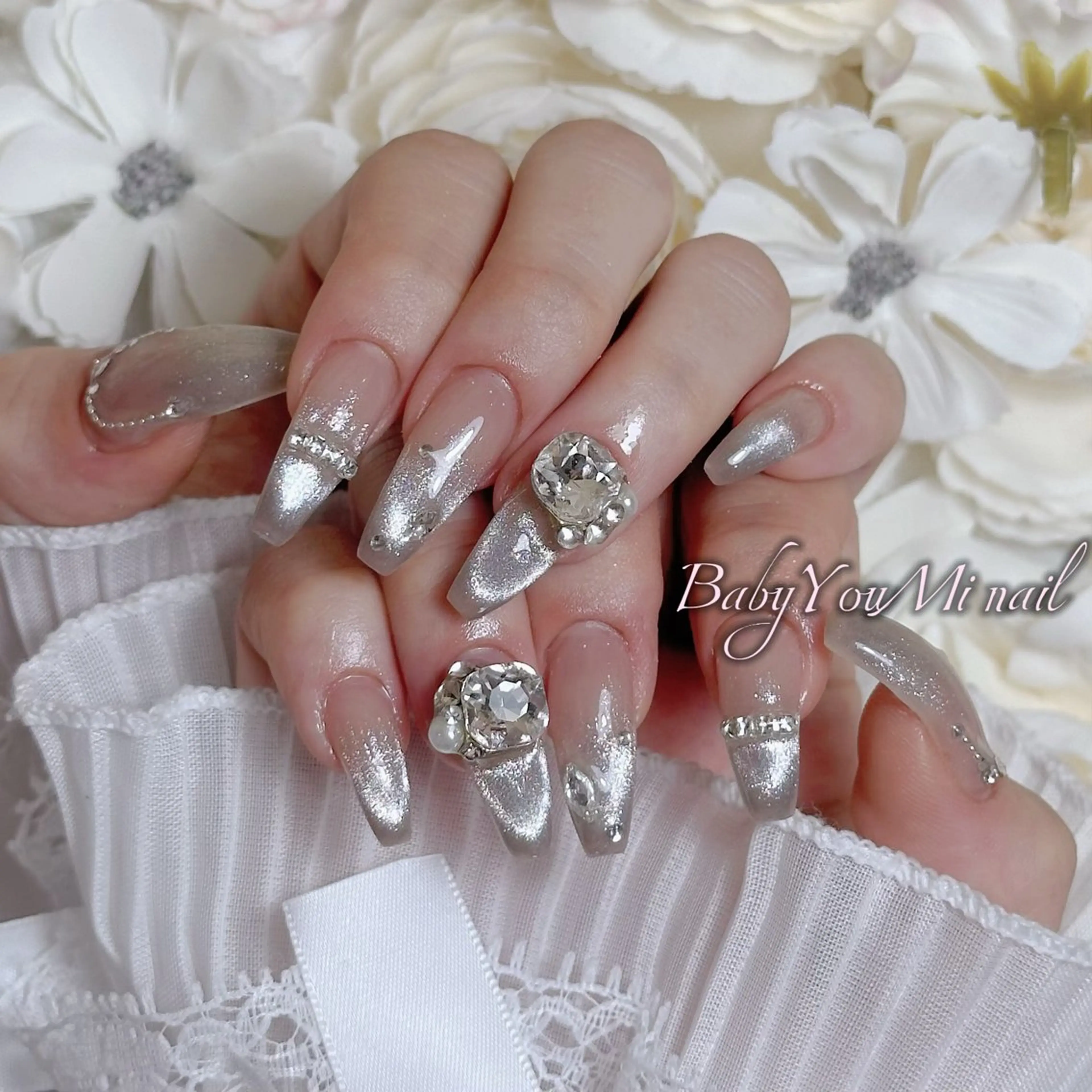 ネイル オーロラネイル チークネイル 成人式 フットネイル フレンチネイル ハンドネイル Oomiya 服部のネイルデザイン