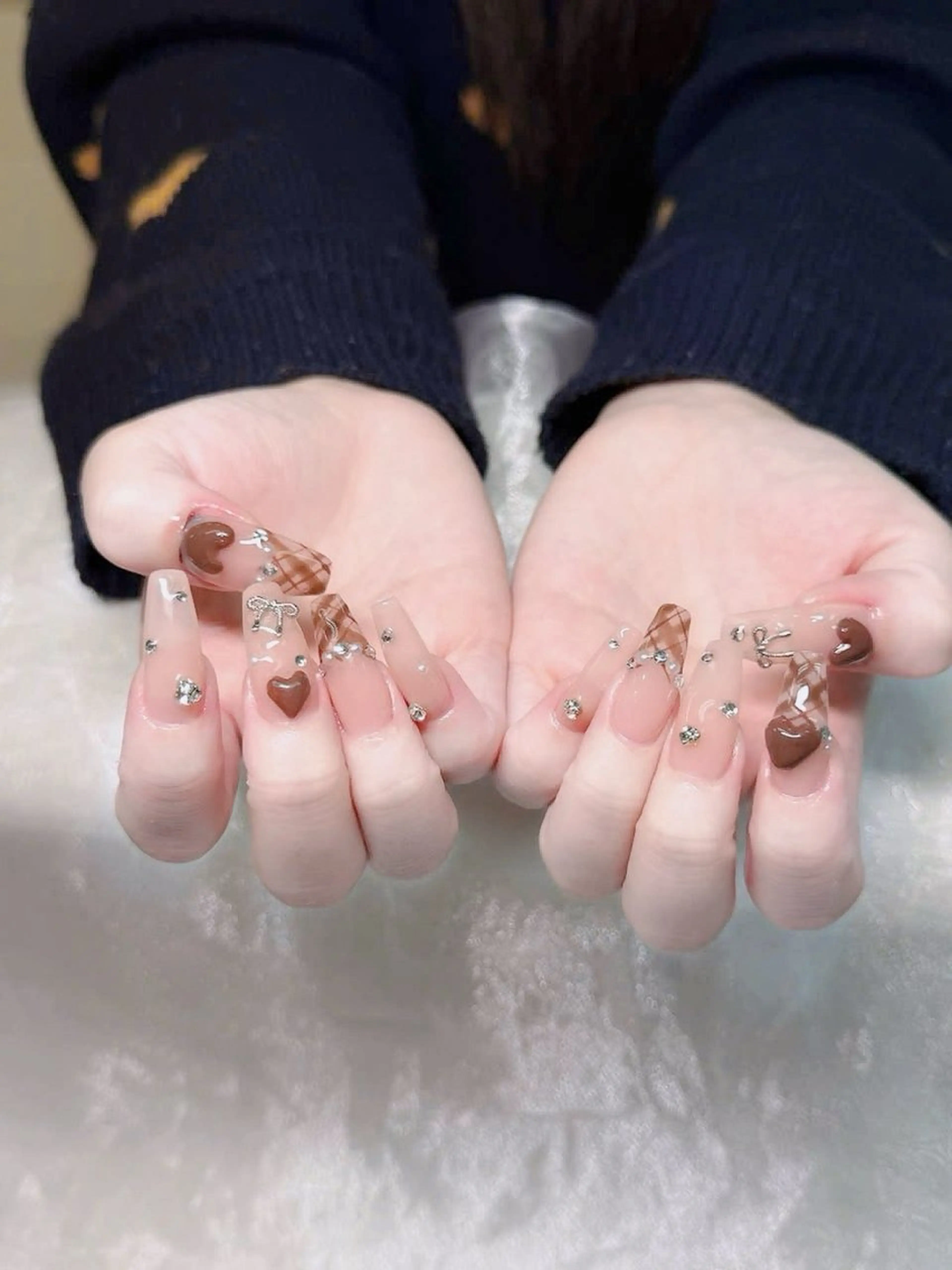 ネイル HIN NAILのネイルデザイン