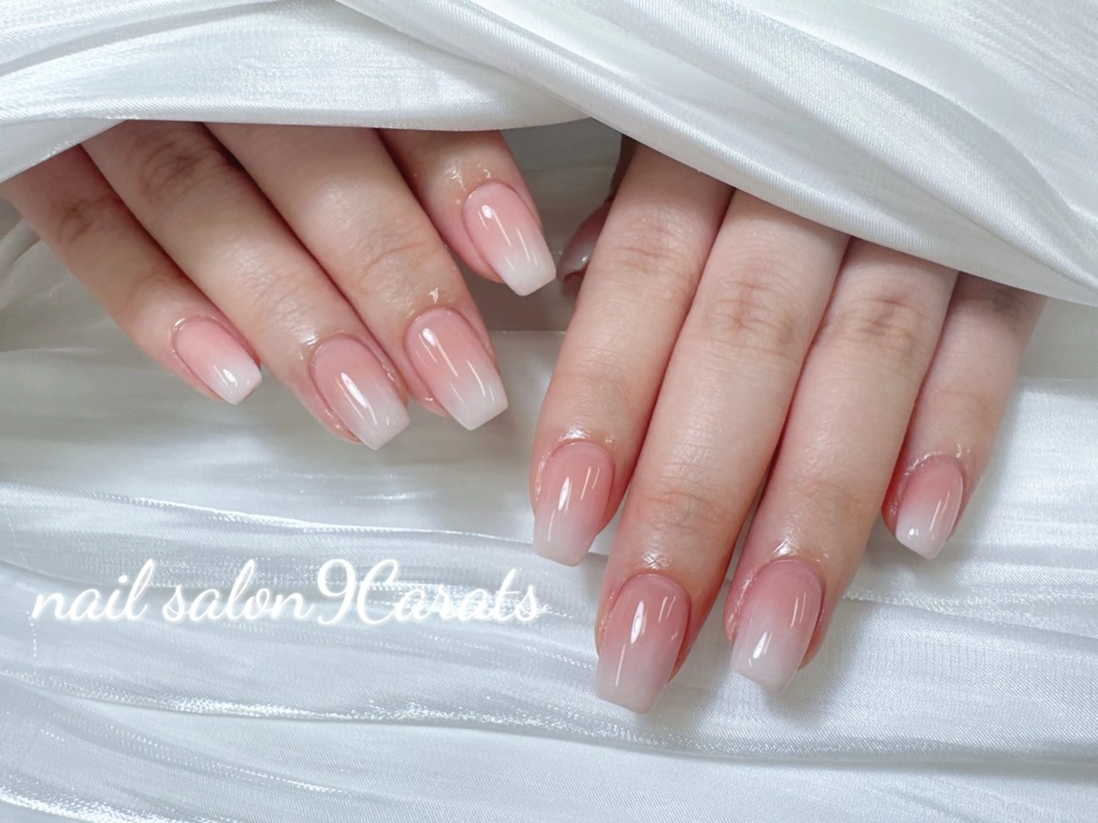 ネイル ハンドネイル ネイルサロン 9Carats神田のネイルデザイン