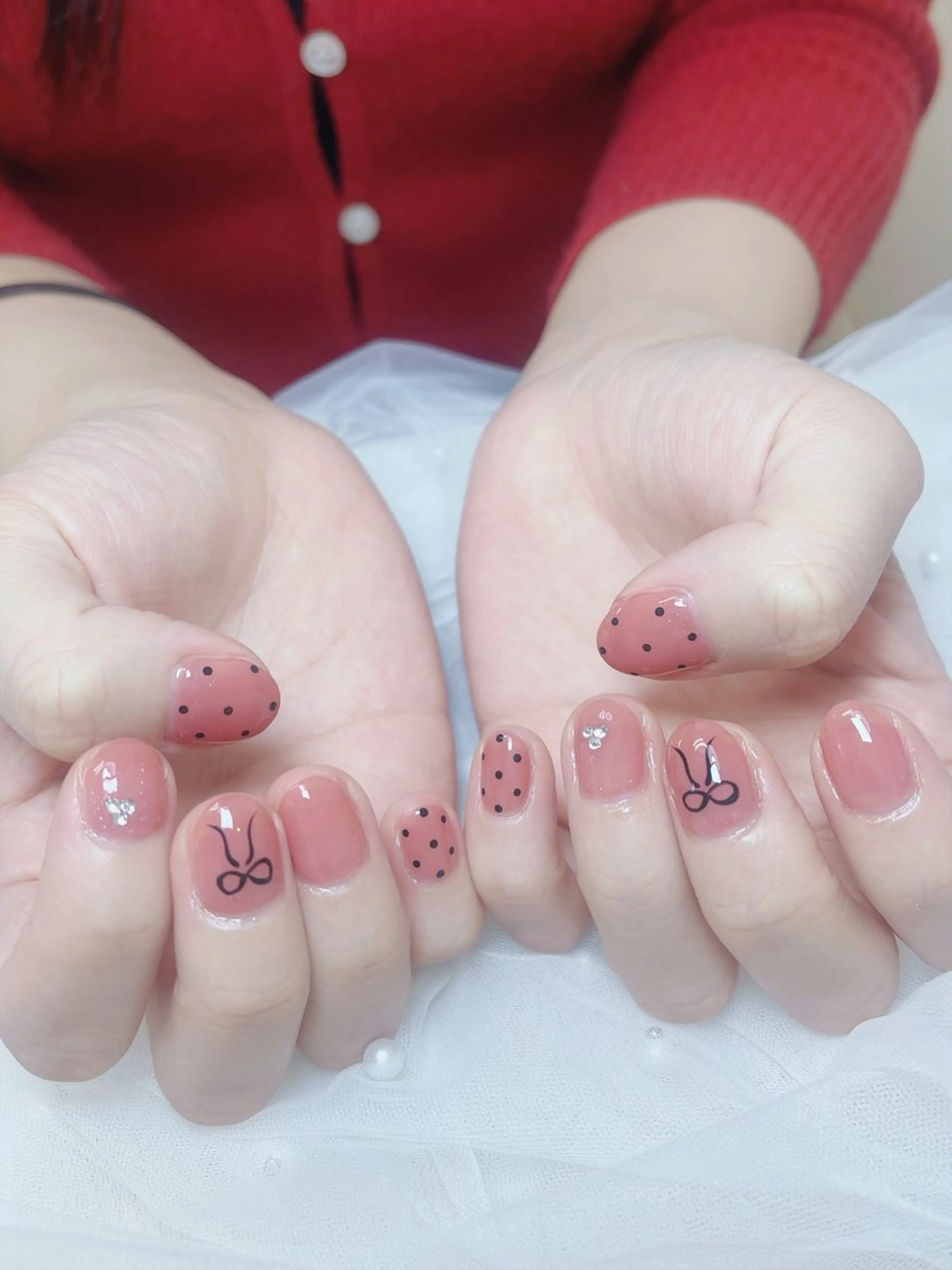 ネイル チークネイル フレンチネイル グラデーション キラキラネイル 韓国ネイル ハンドネイル DUO   MI nail salonのネイルデザイン