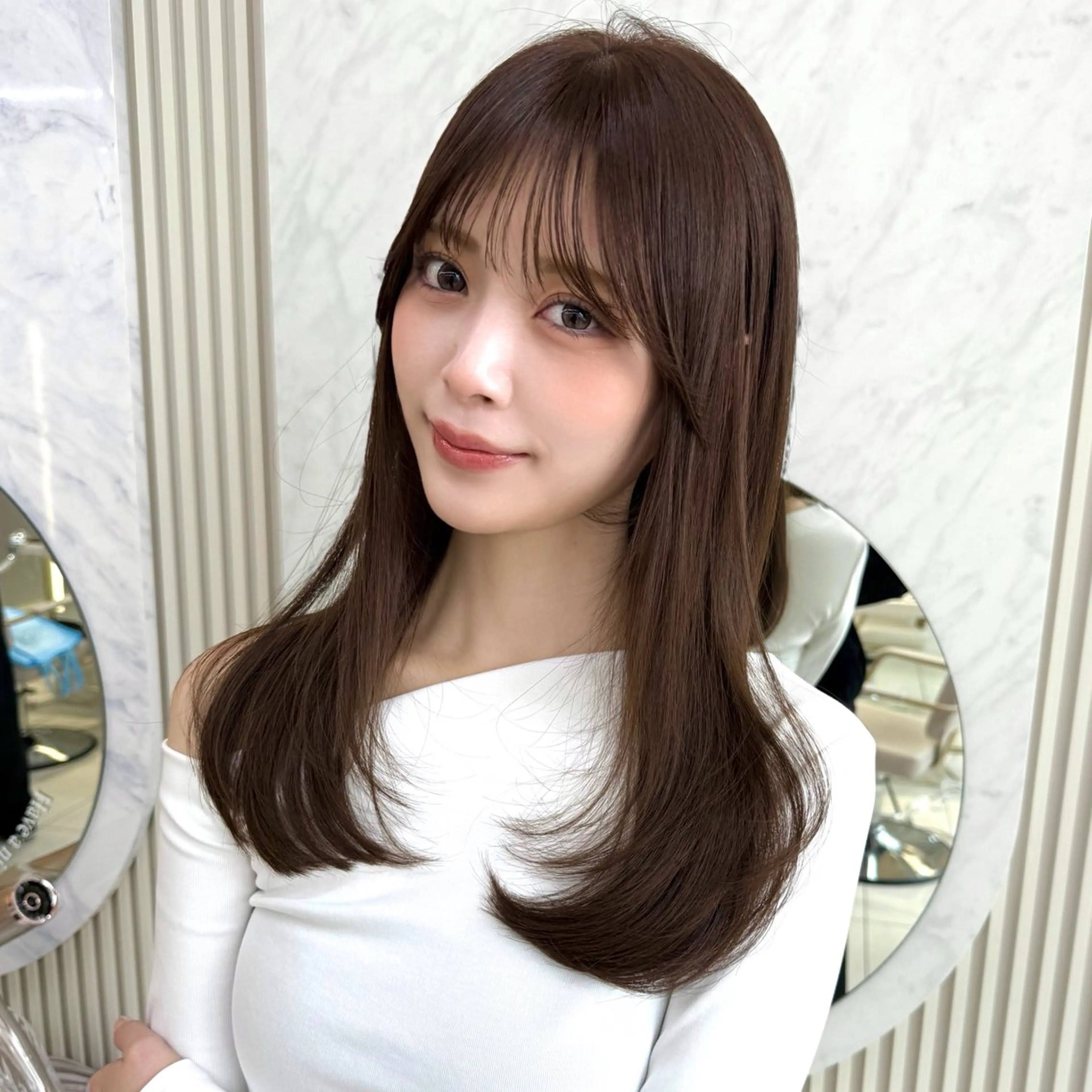 セミロング カラー 似合わせレイヤー/ 透明感カラーのヘアスタイル