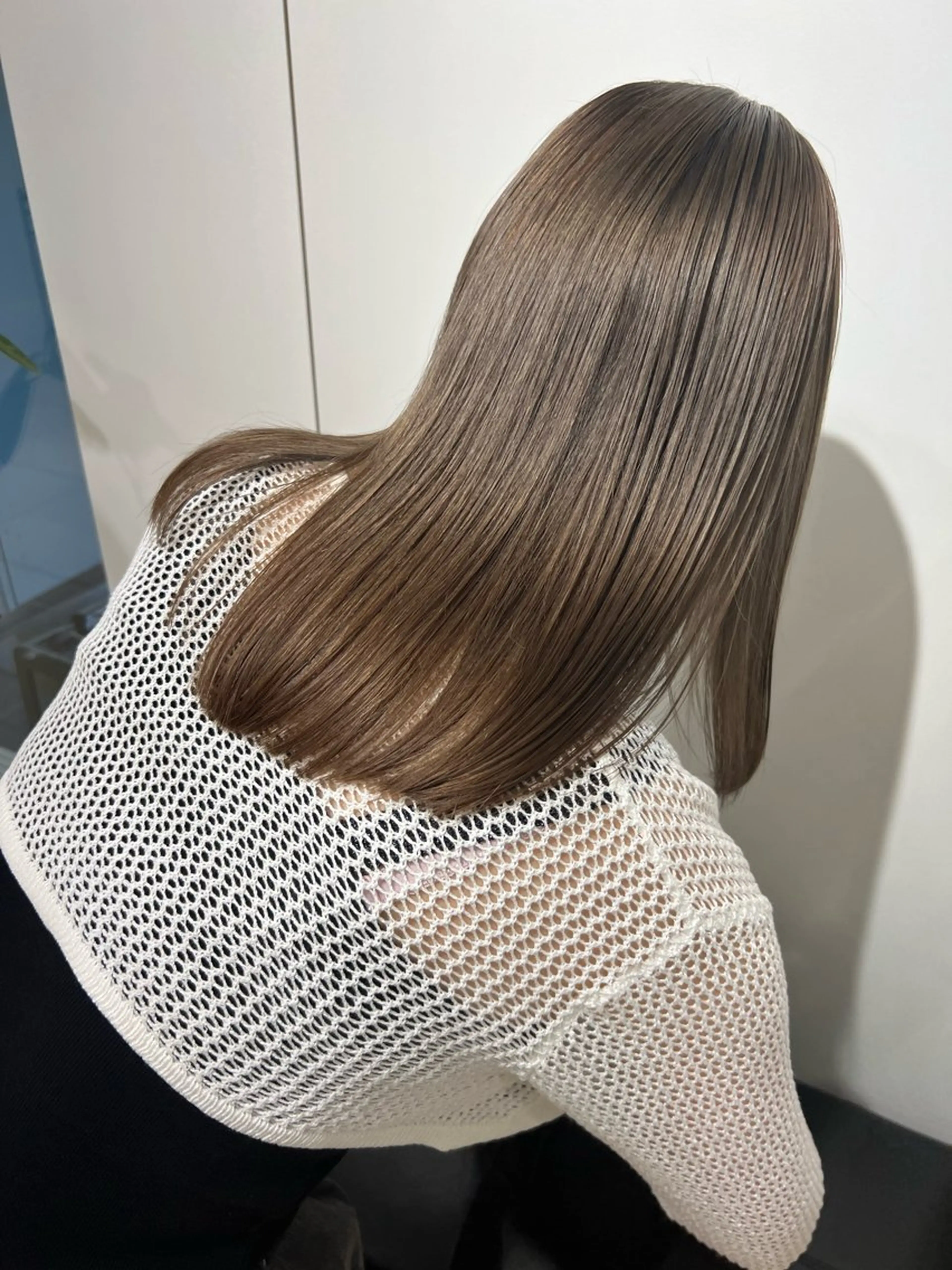 ミディアム カラー ベージュカラー 透明感カラー オリーブベージュ 小池 夏生のヘアスタイル