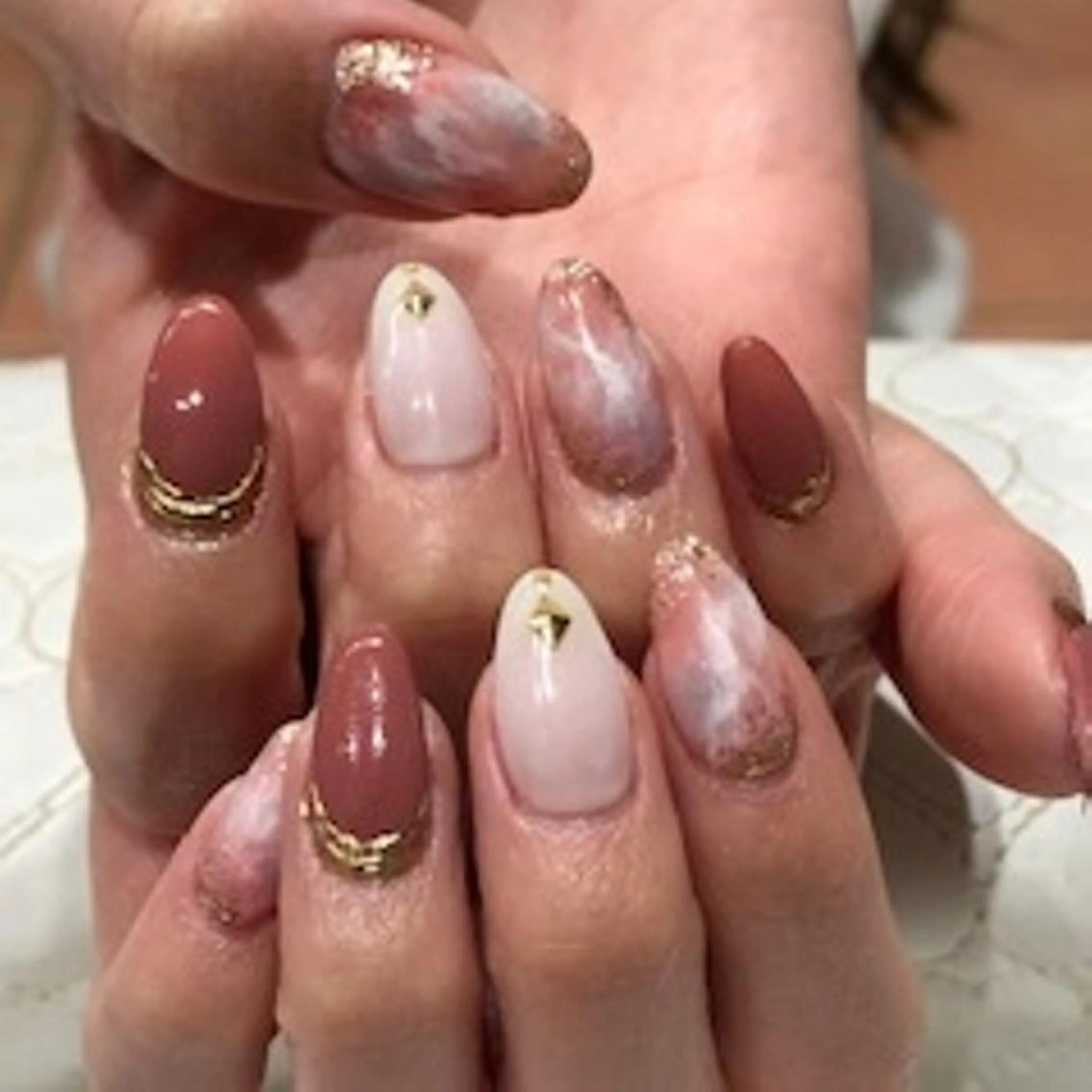 ネイル 持ち込み 八木 香澄のネイルデザイン