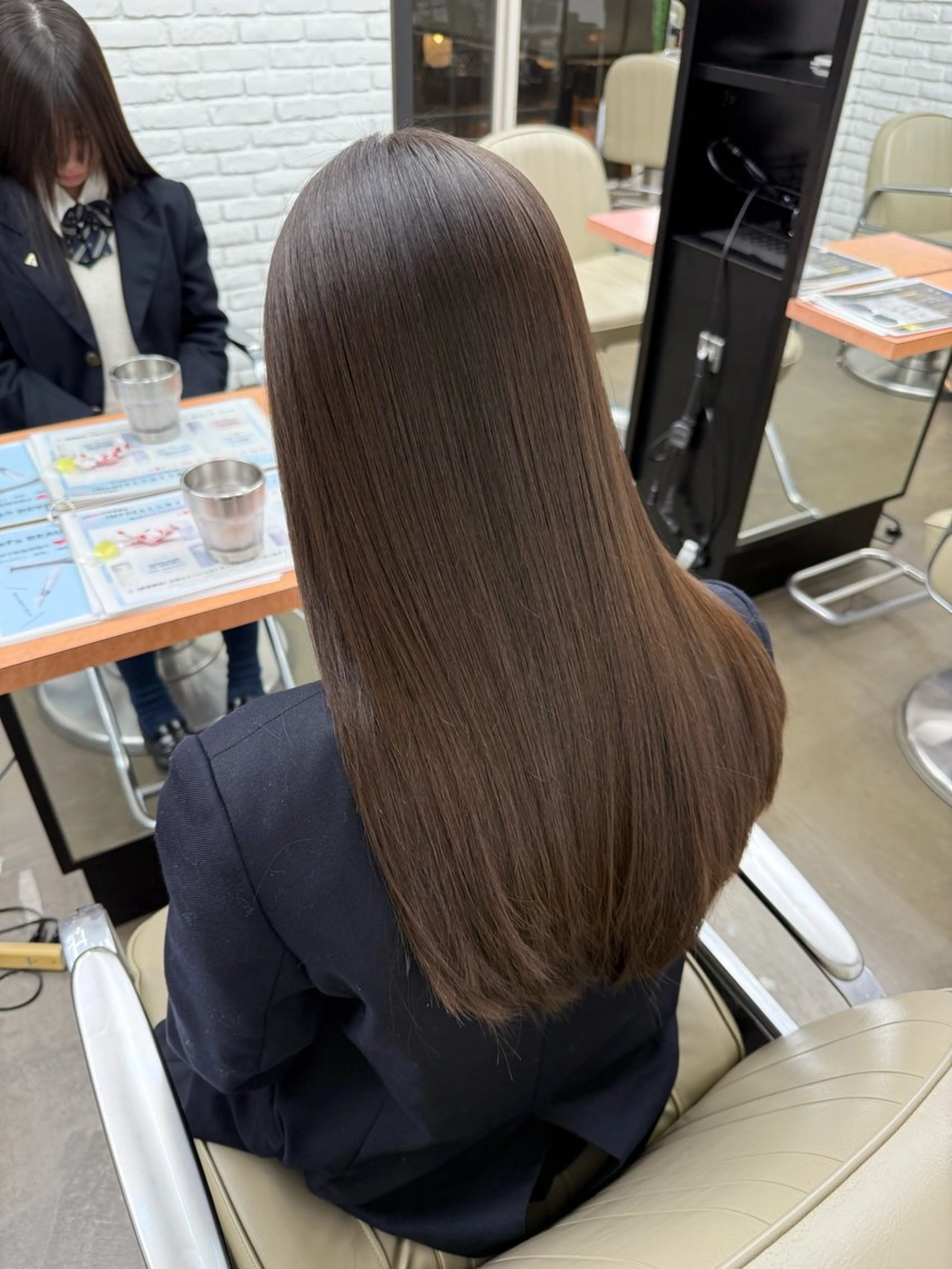 ロング 縮毛矯正 DIFINO所属・たかしな けいなのヘアスタイル
