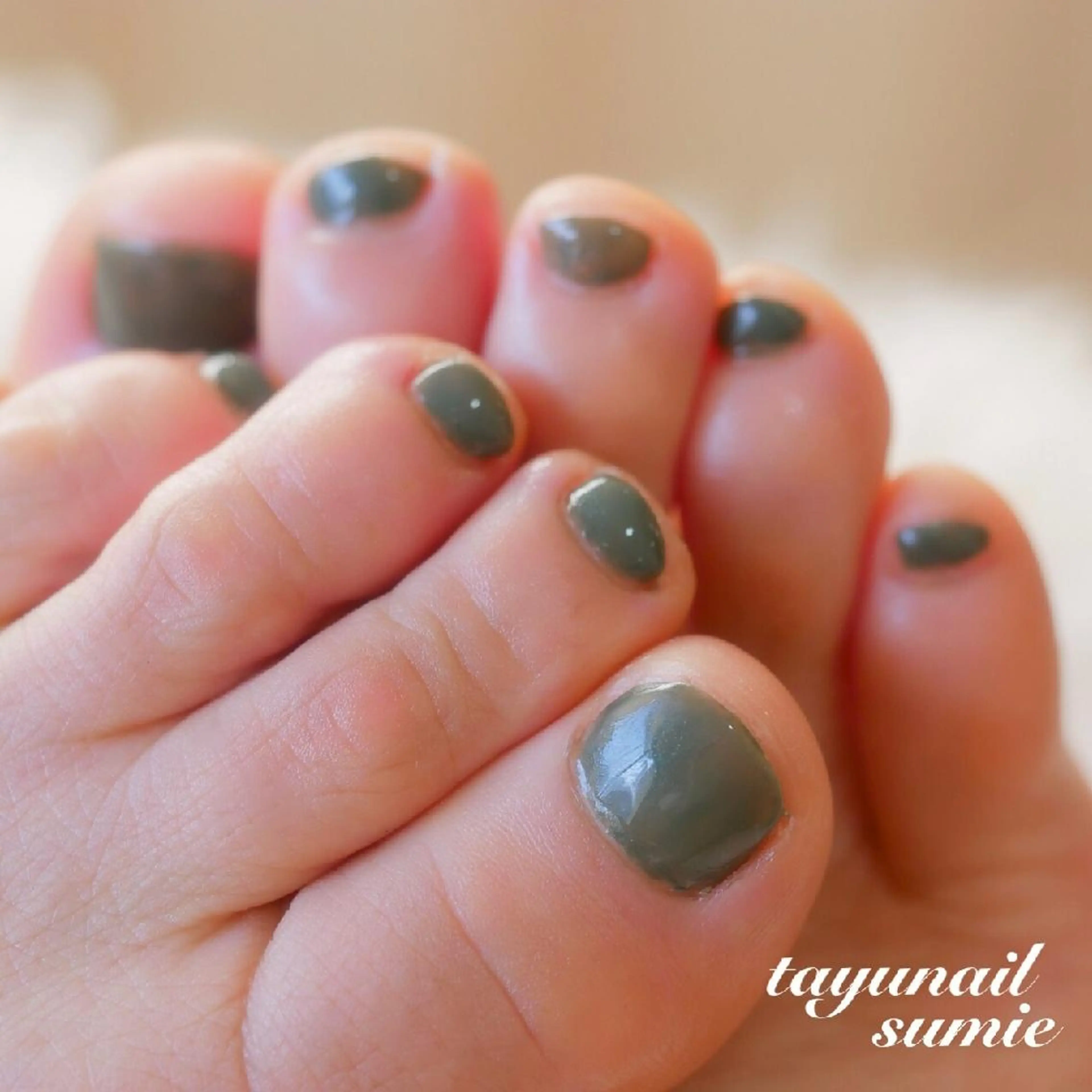 ネイル ブルー フットネイル ジェルネイル ワンカラーネイル パラジェル ネイルサロン 【たゆnail】のネイルデザイン