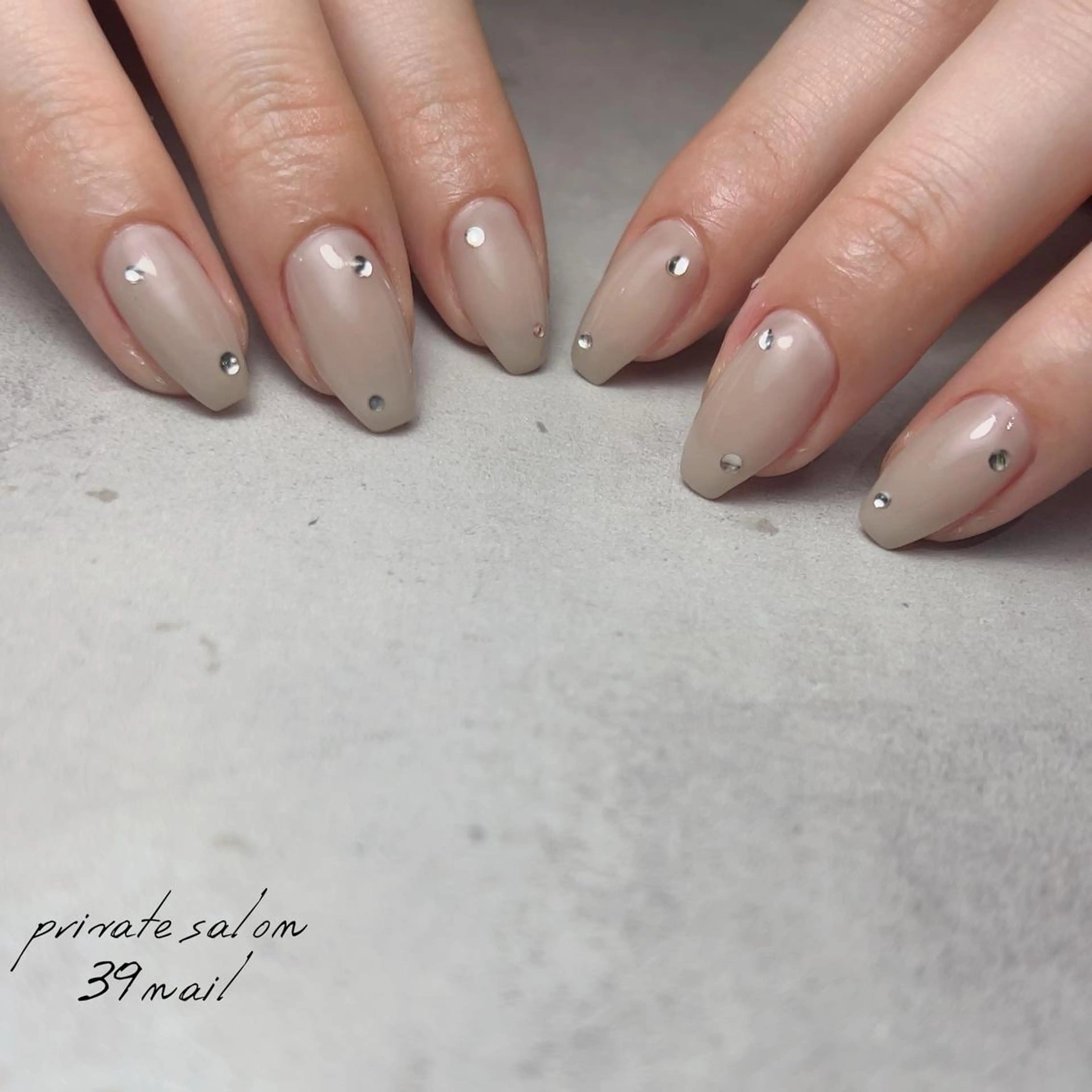 ミディアム ネイル 京橋 【39nail】のネイルデザイン