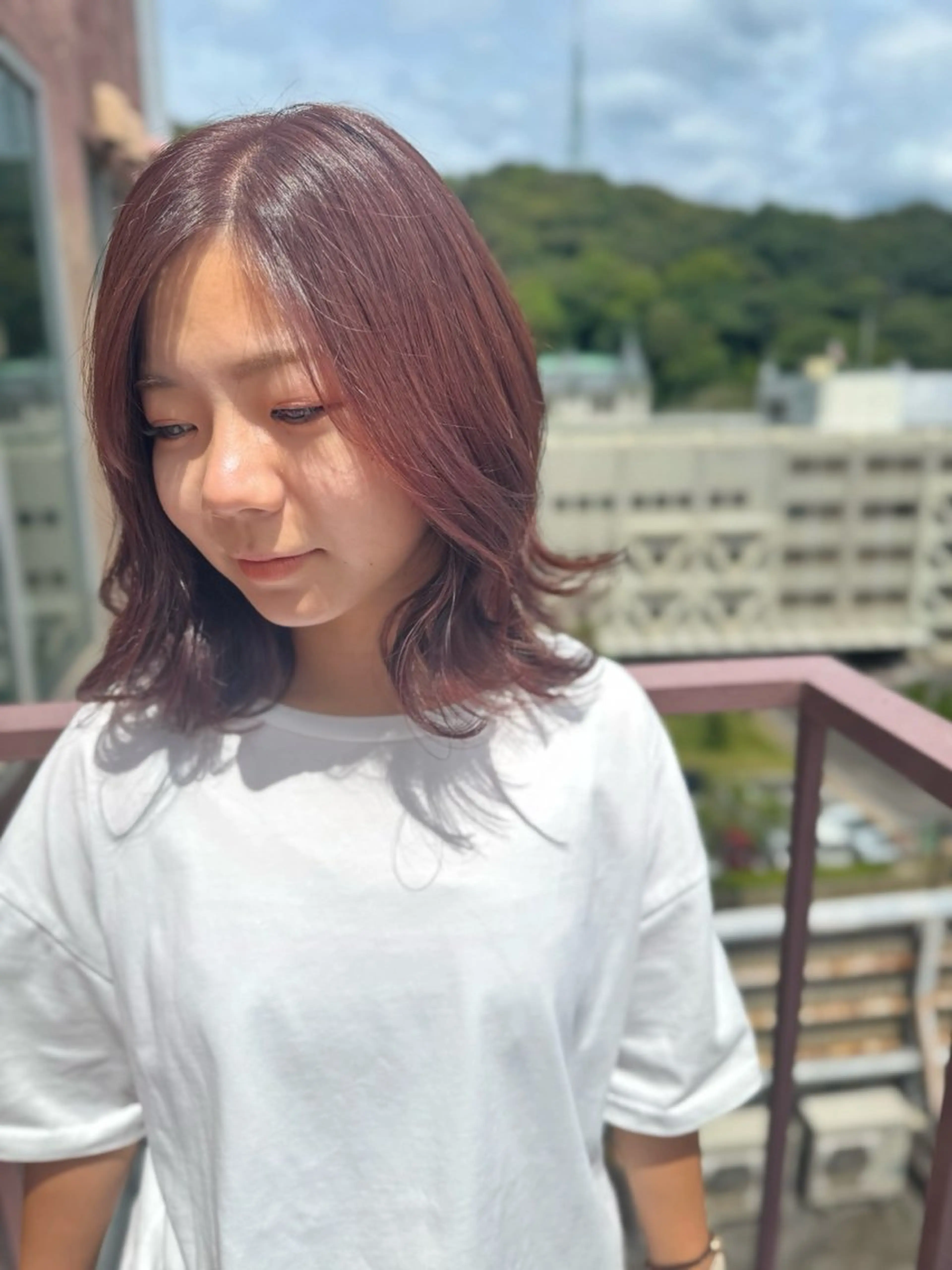 ミディアム カラー ベージュカラー ピンクカラー ピンクベージュ カット ヘアカラー トリートメント Viage （ビアージュ）のヘアスタイル