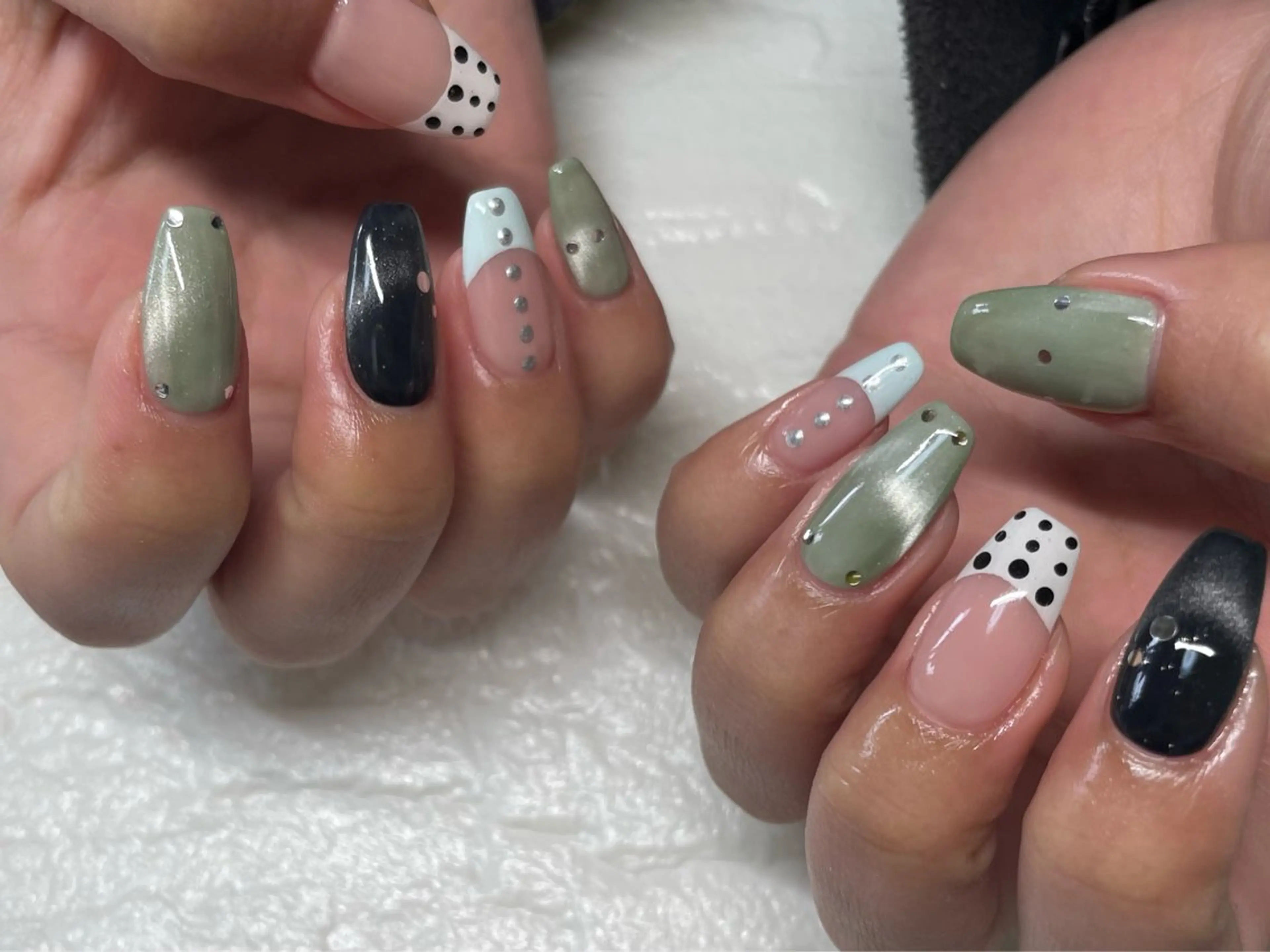 ネイル ハンドネイル Nail Blue512所属・Nailist MINORIのネイルデザイン