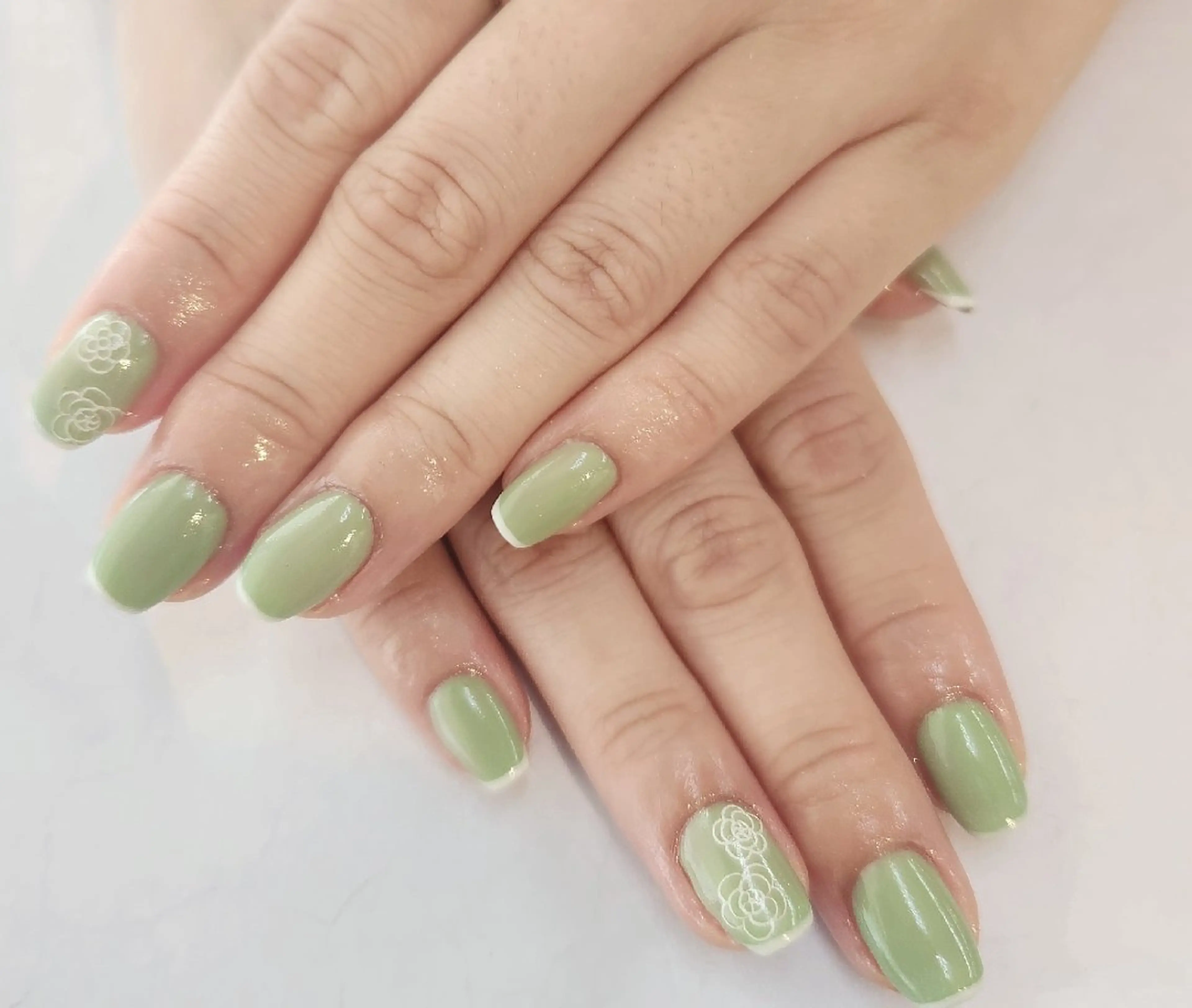 ネイル フレンチネイル 小濵 かのんのネイルデザイン