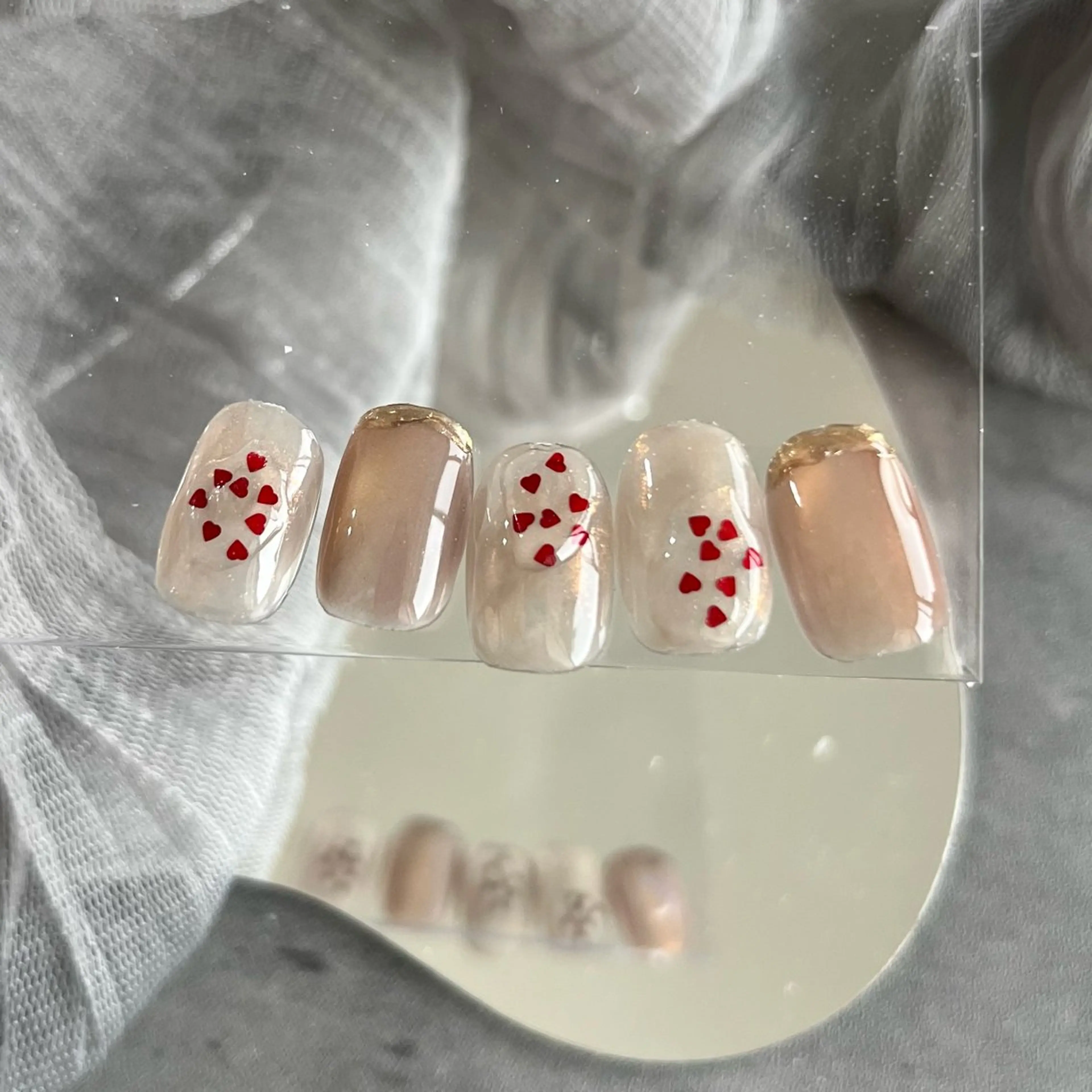 ネイル Ray. ちゅるん系ニュアンスのエステ・リラクイメージ