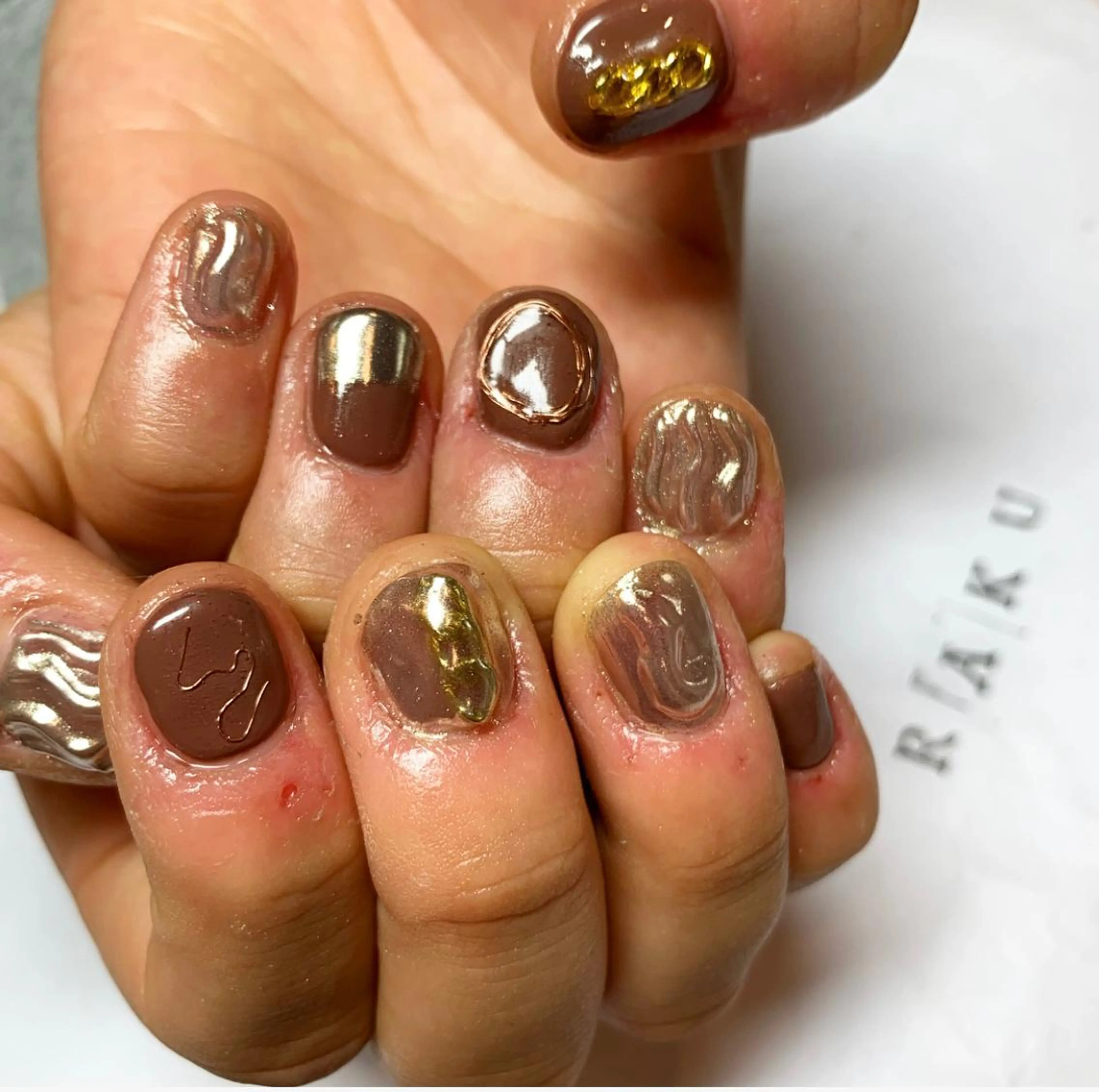 ネイル 駒月 明日香の眉毛・アイブロウイメージ