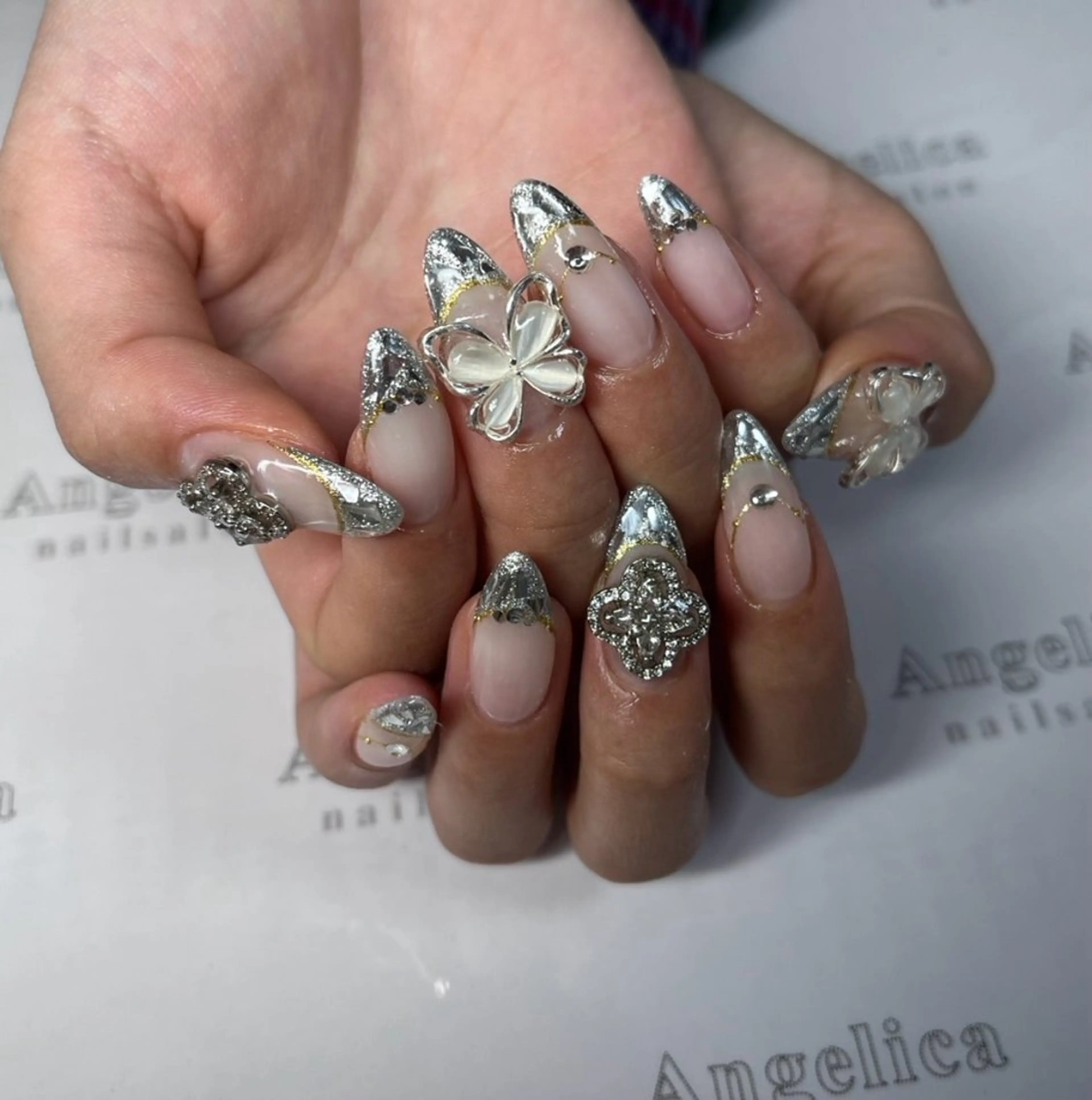 ネイル Angelica ネイリストのネイルデザイン