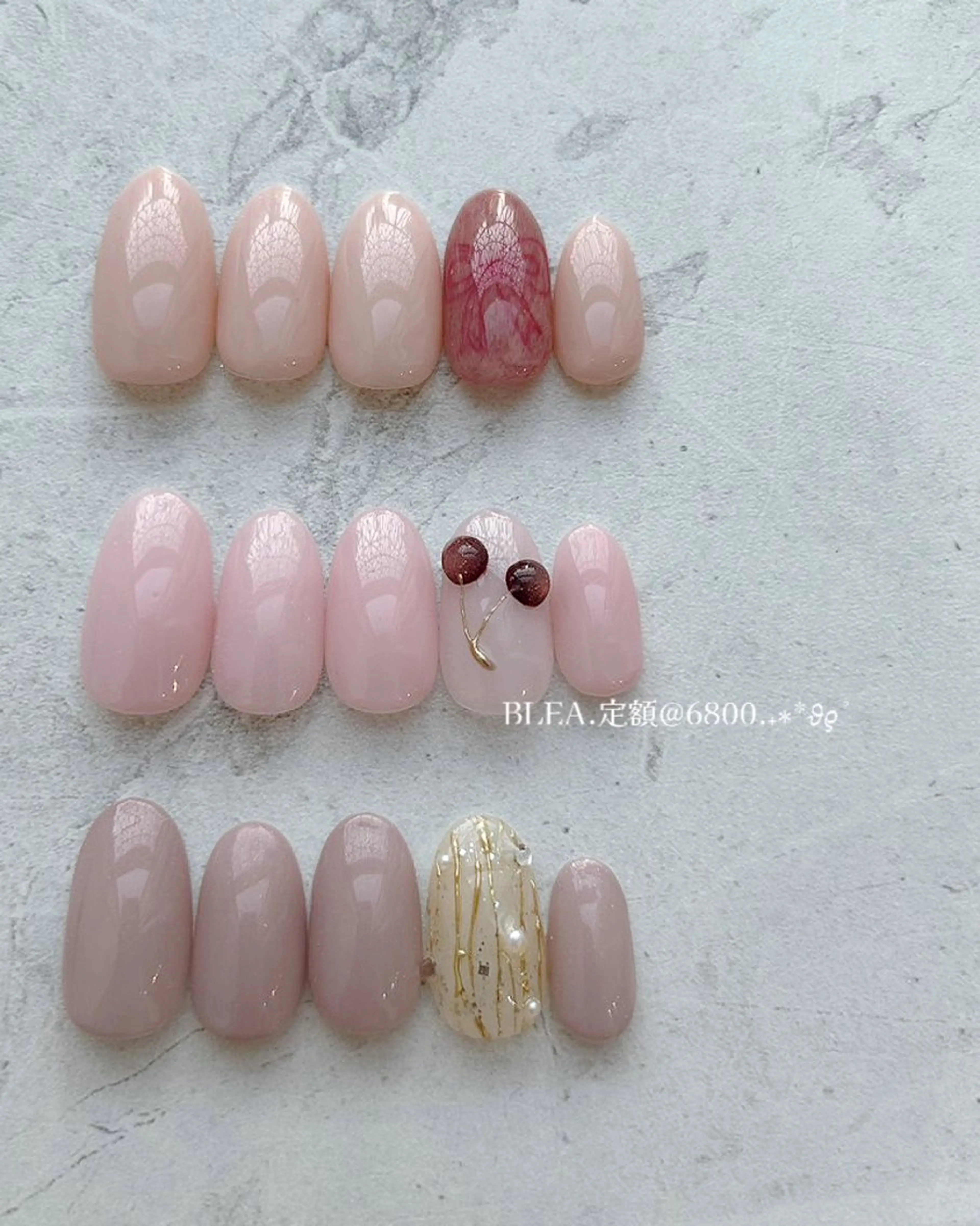 🐥定額アート🐥(2本アート＋8本ワンカラー)オフありの写真