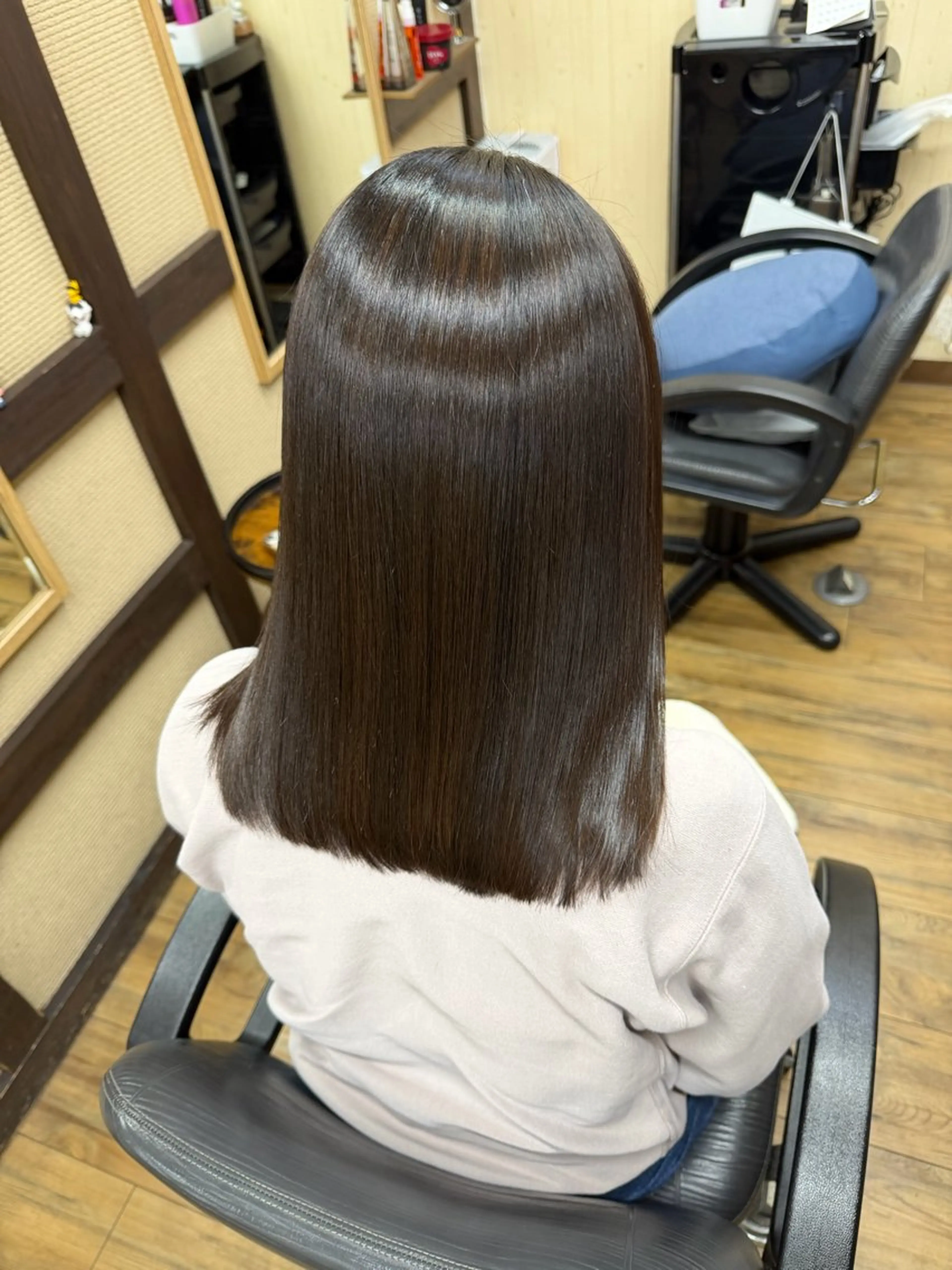 ロング パーマ カット 縮毛矯正 トリートメント みやたゆうき 髪質改善講師のヘアスタイル