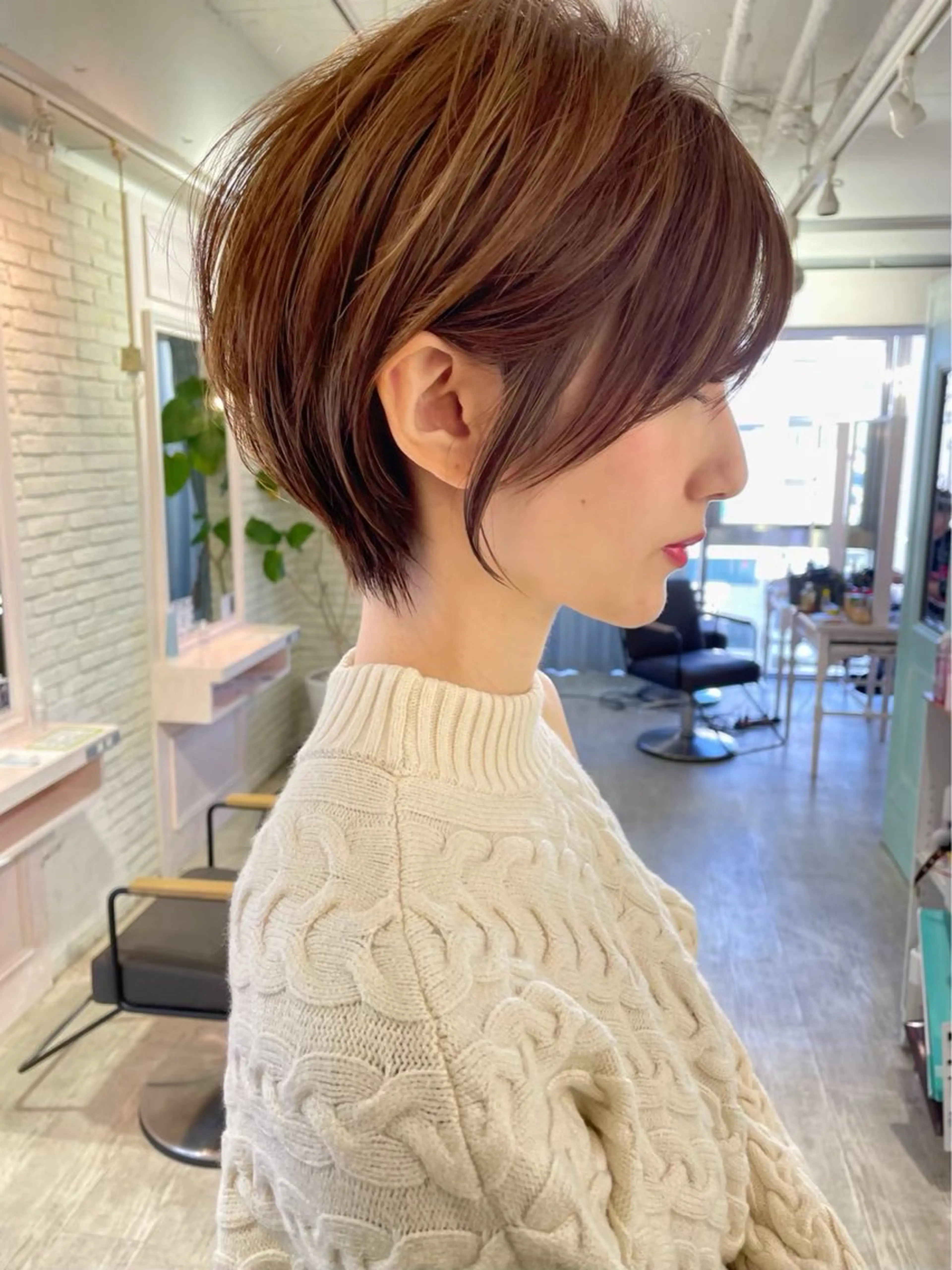 ショート カラー カット ヘアカラー トリートメント 🌟透明感カラー× 小顔カット いっせいのヘアスタイル