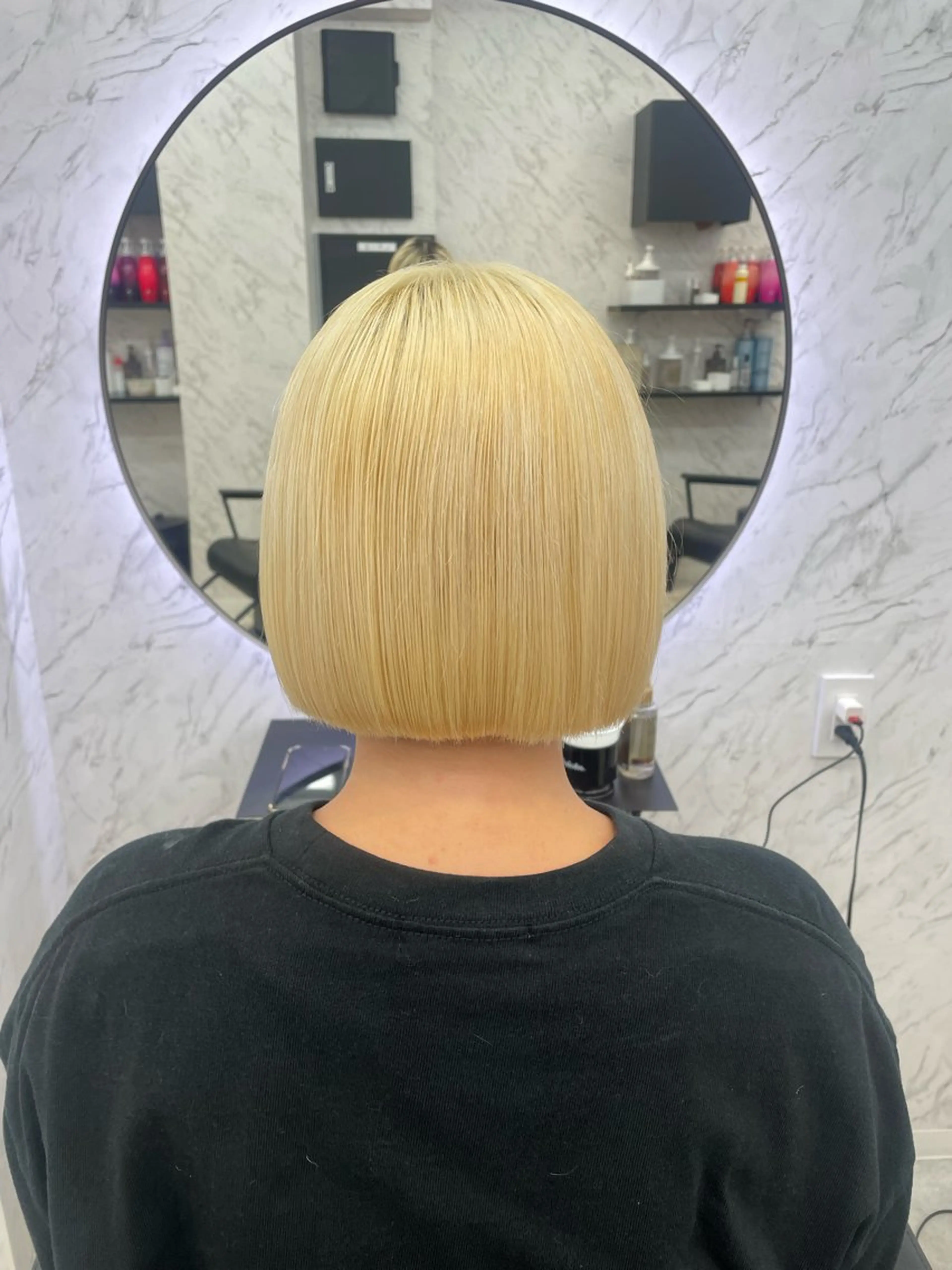 ミディアム カラー 抜きっぱなしブロンド ブロンド ヘアカラー hair salon dot. mooda 韓国風サロン 町田店所属・韓国風ヘア🎀🩶 /♡𝓝𝓸𝓪♡のヘアスタイル