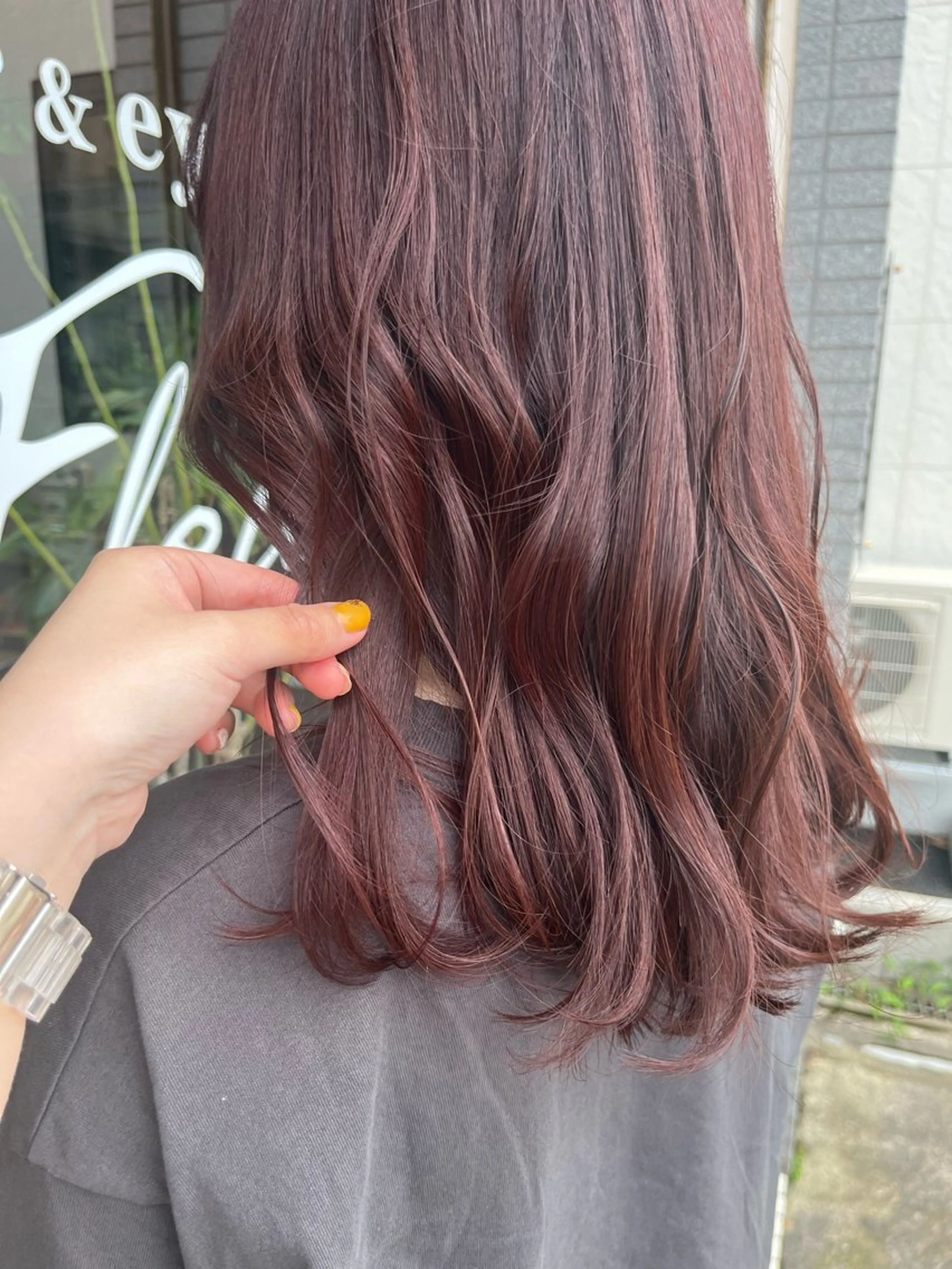 セミロング 立野 希沙のヘアスタイル