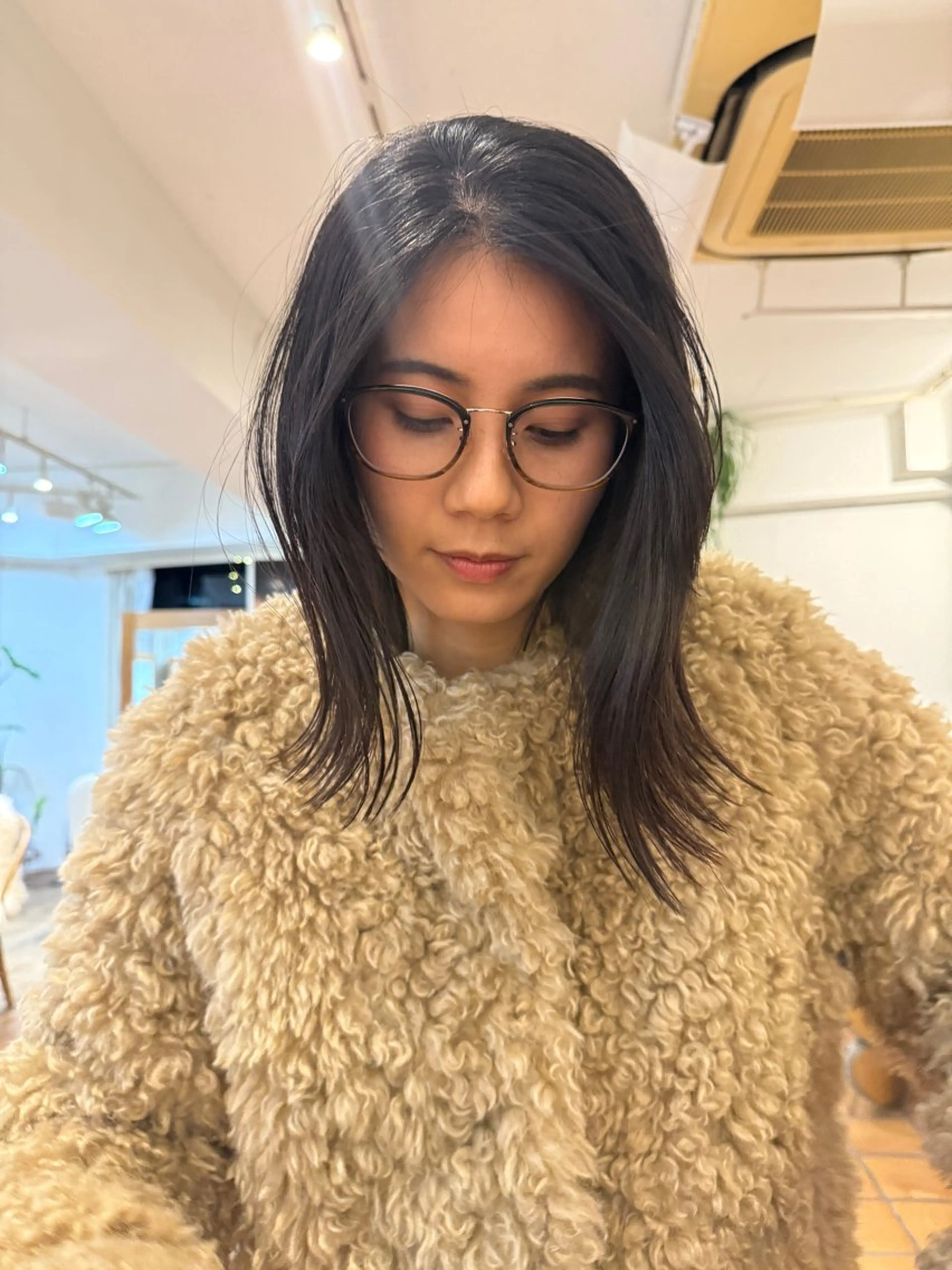 ミディアム mellow NANAのヘアスタイル