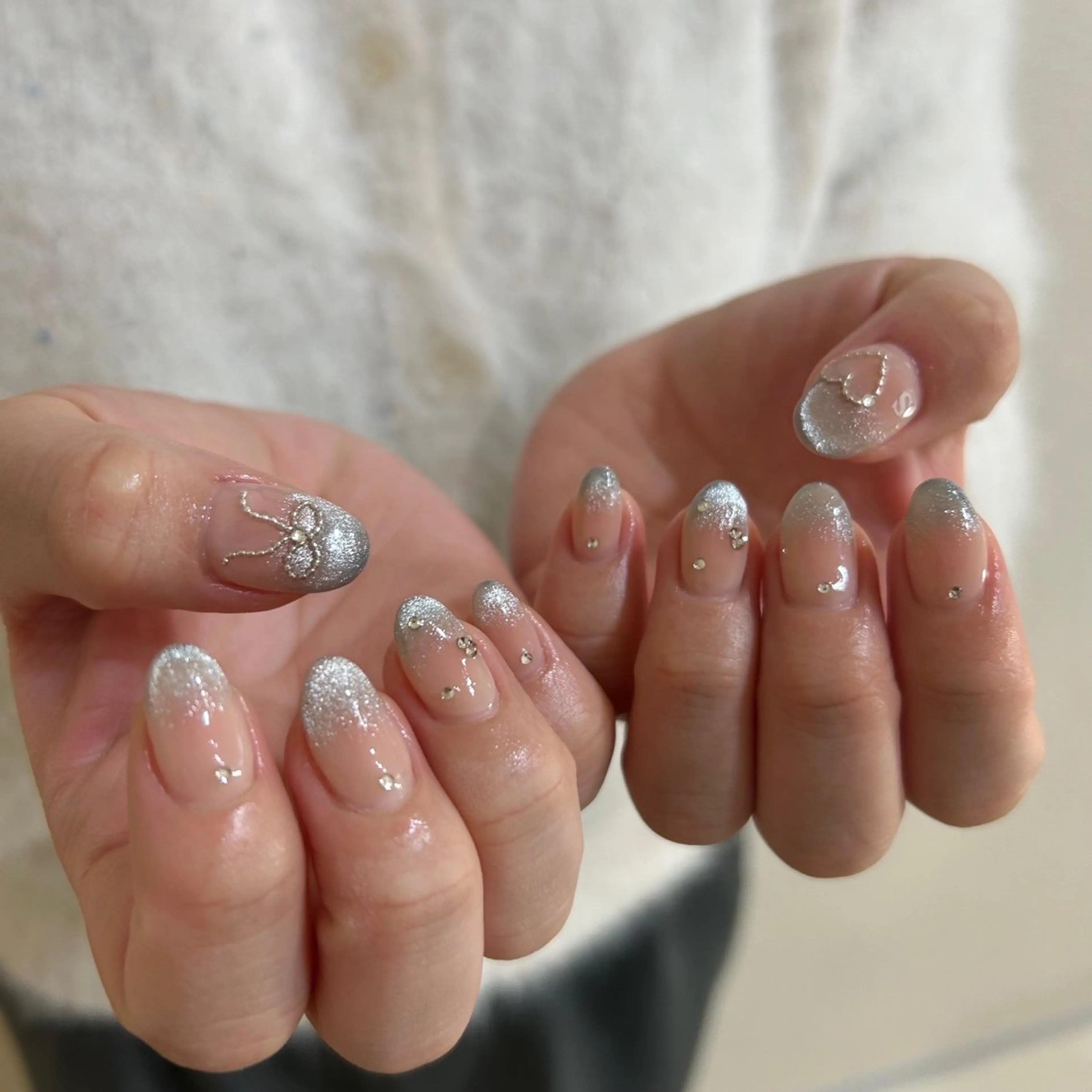 ネイル ブルー フットネイル ジェルネイル キラキラネイル 韓国ネイル RooM -mizuki-のネイルデザイン