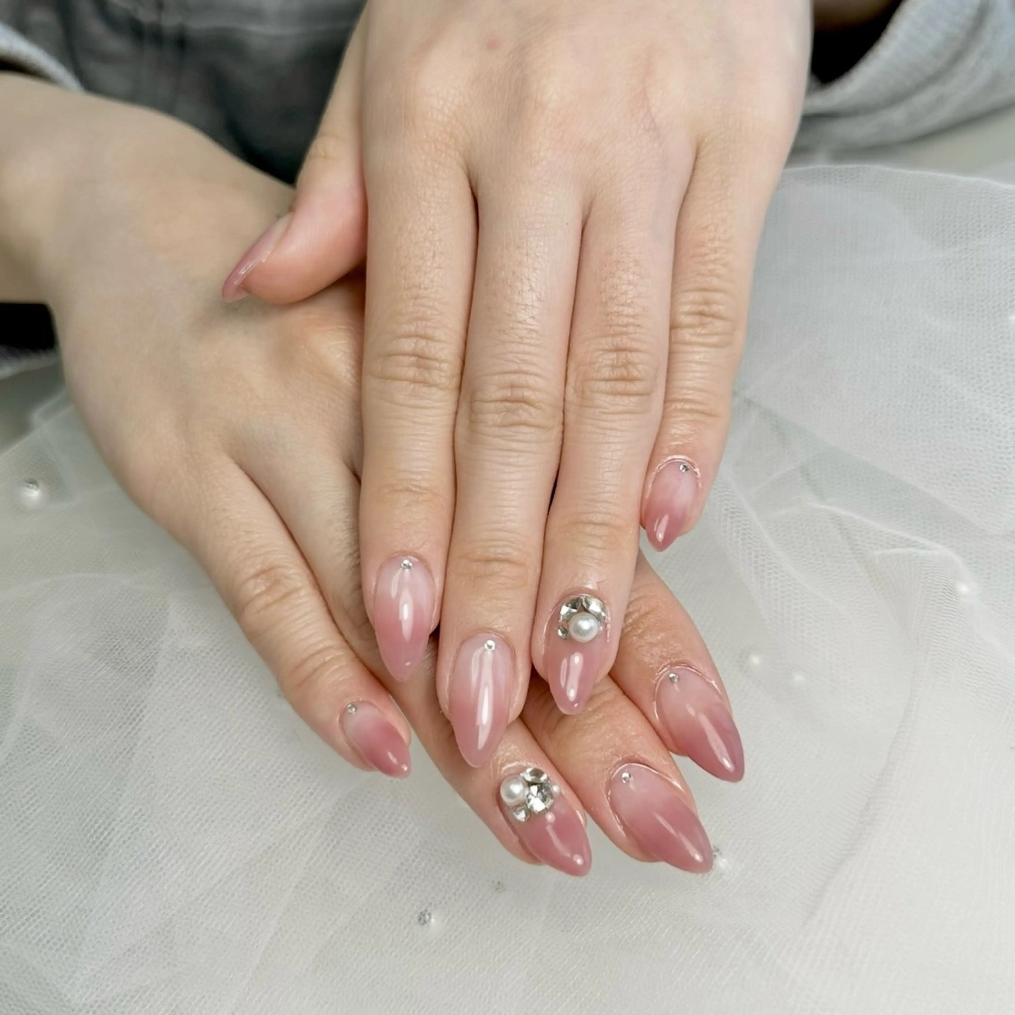 ネイル LAUR Natsukiのネイルデザイン