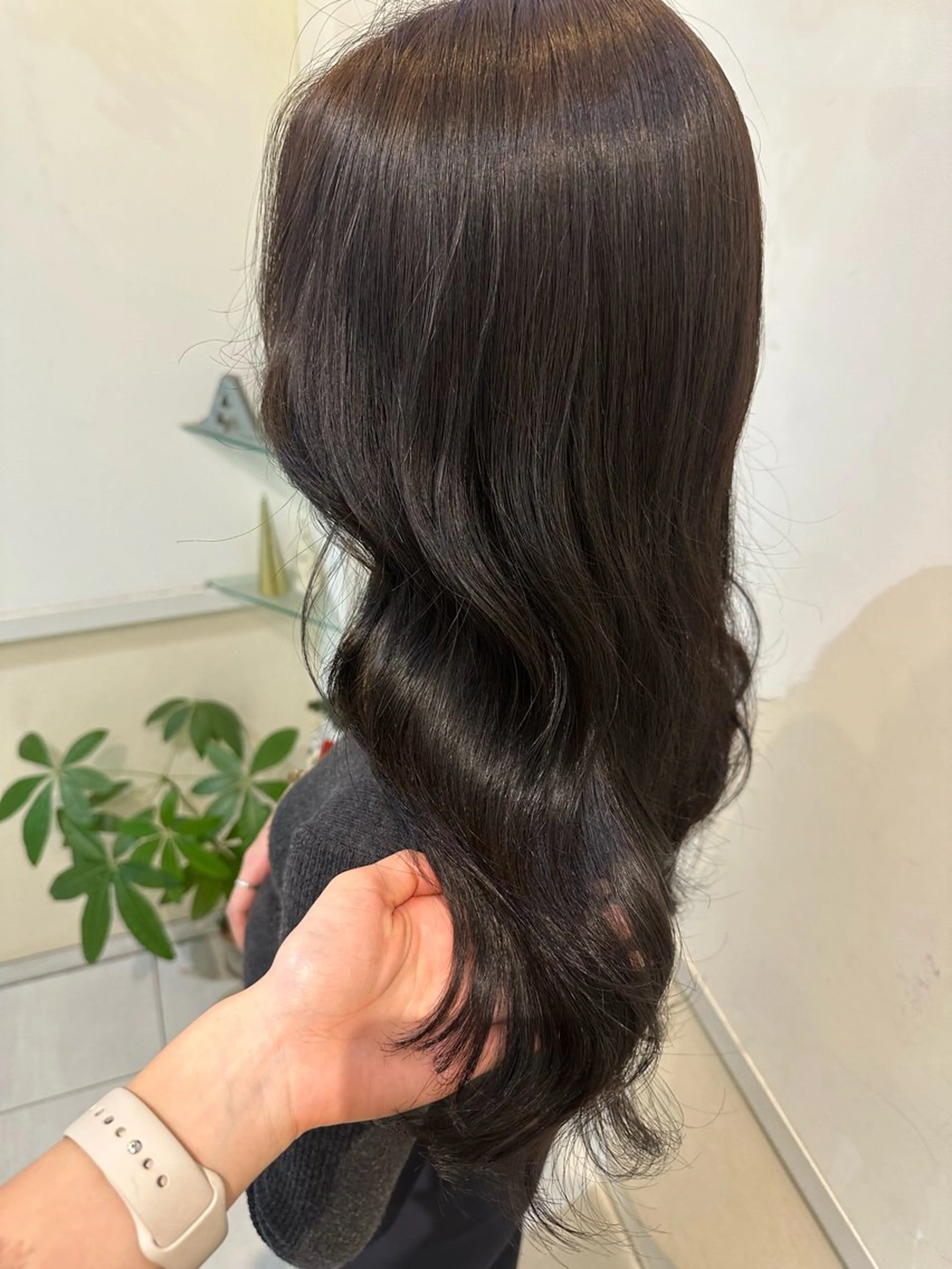ロング カラー グレージュ オリーブグレージュ オリーブグレー 透けるbrown カラー🎗♡yukaのヘアスタイル